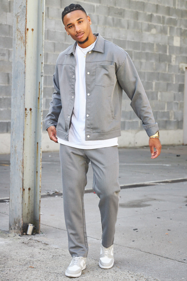 Ensemble 2 pièces veste + pantalon gris à rayures