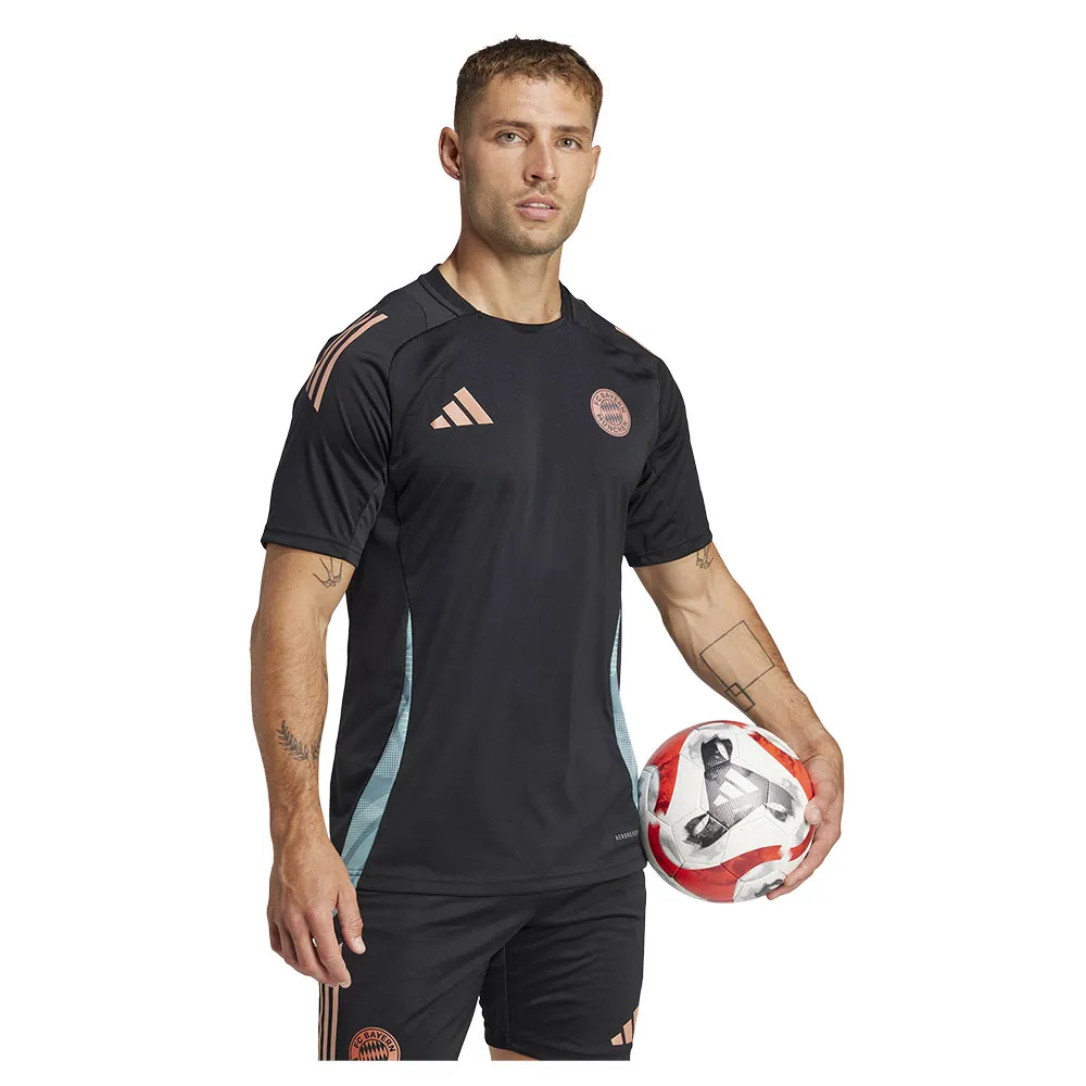 Camiseta de manga curta adidas FC Bayern 24/25 Tiro Training