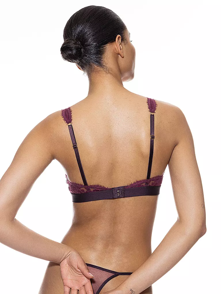 MEY Triangle BH POETRY VOUGE barbados cherry beere