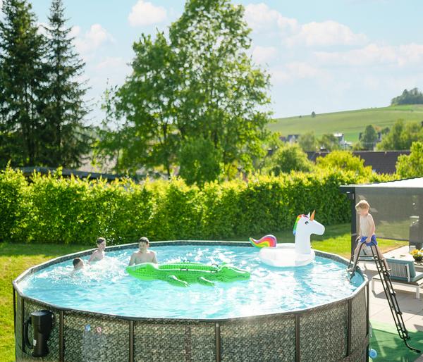Summer Waves Frame Pool Rattan, grau