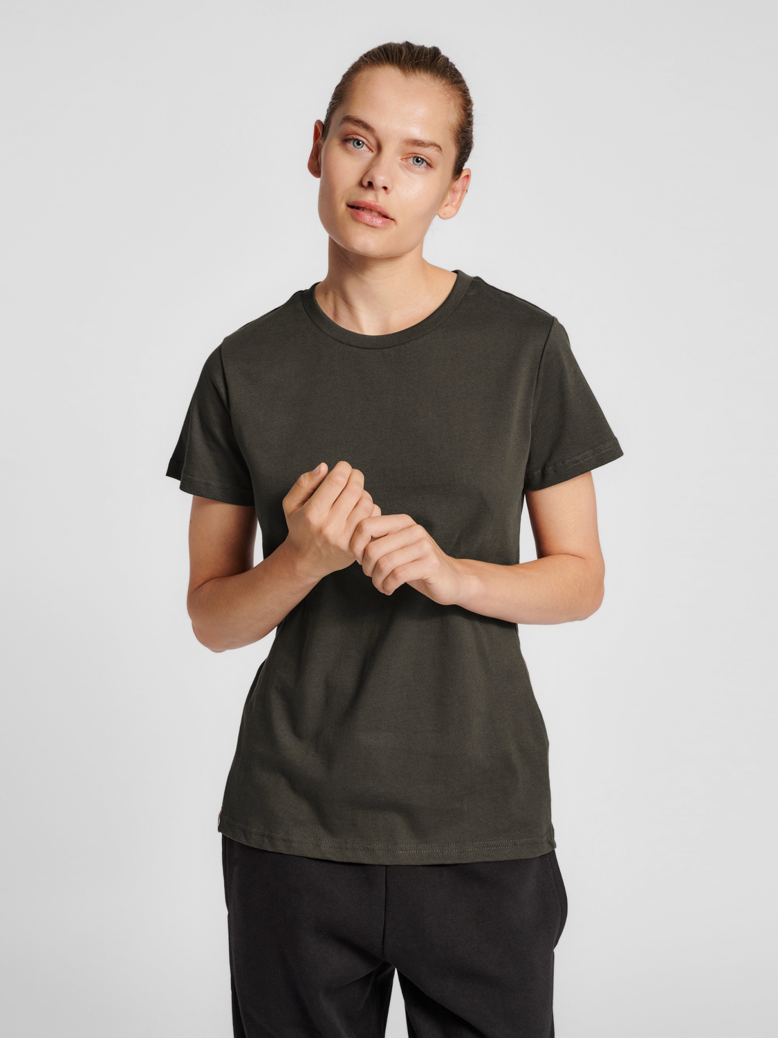 hmlRED HEAVY T-SHIRT S/S WOMAN