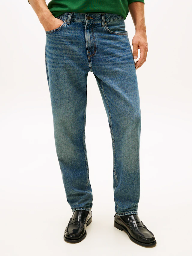 Tommy Hilfiger Tapered-fit-Jeans »HARLEM« Regular Fit, mit dezenter Waschung