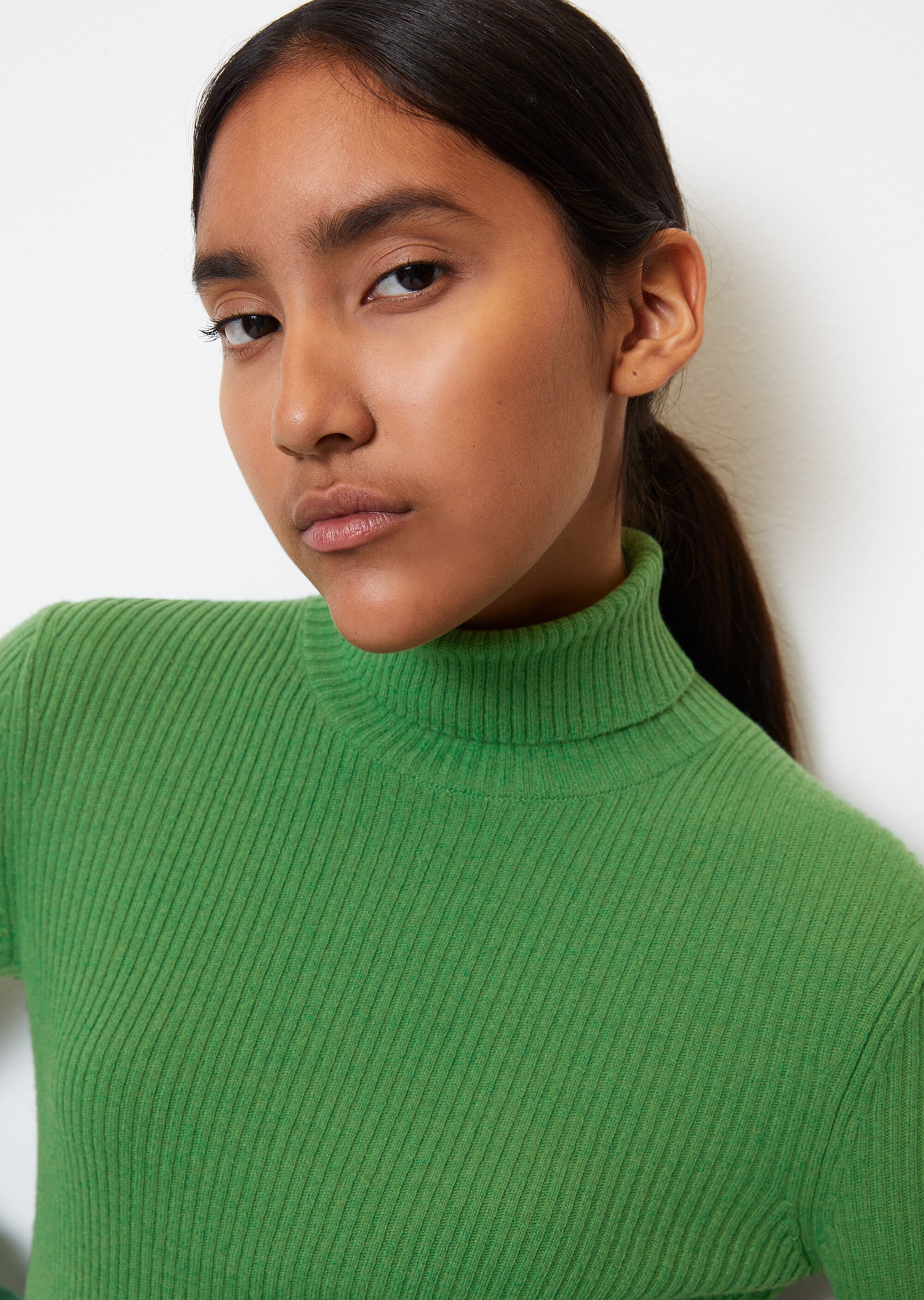 Rollkragenpullover shapedim soften Rippstrick