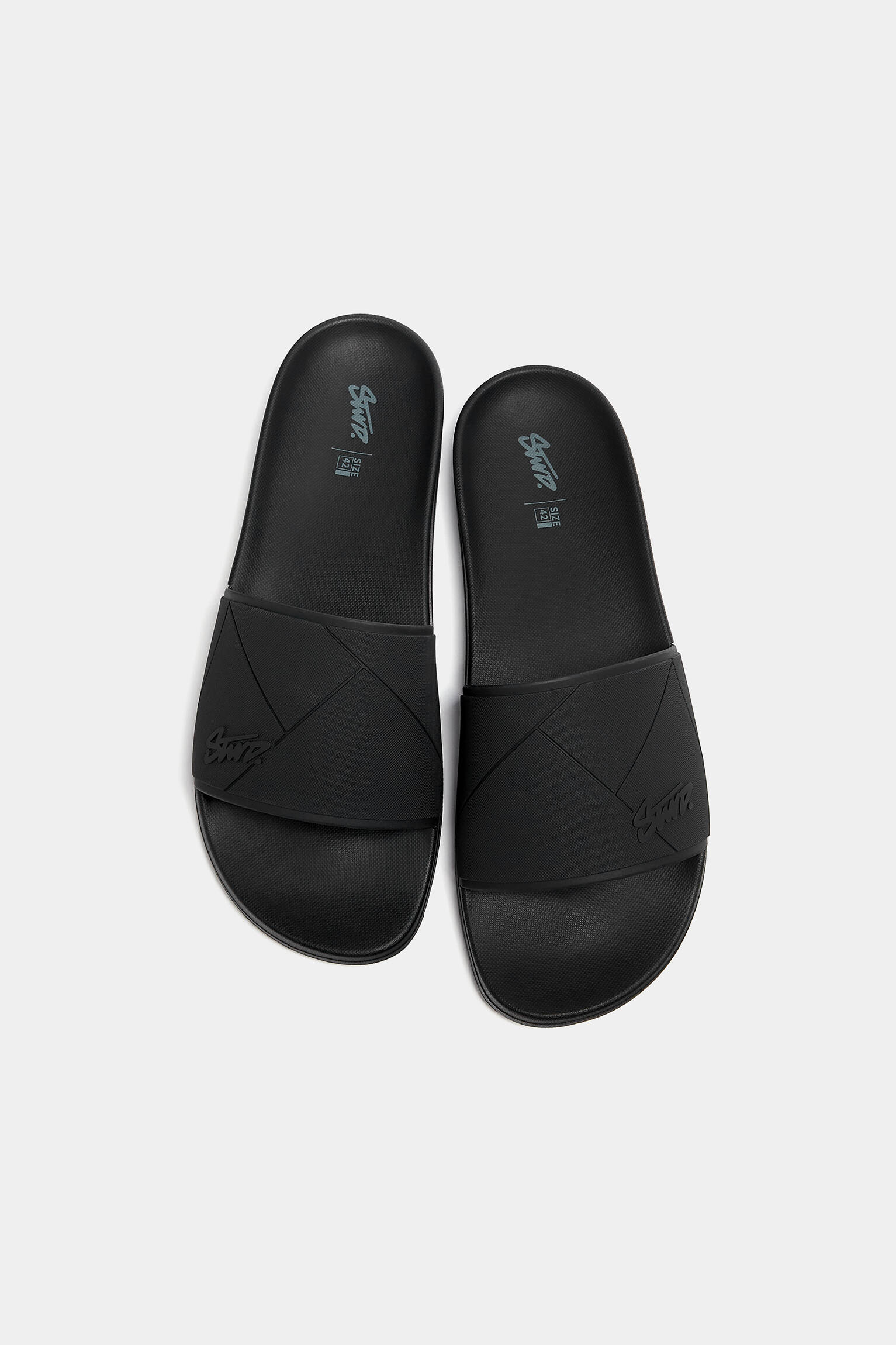 Chinelo de dedo STWD emborrachado - Preto