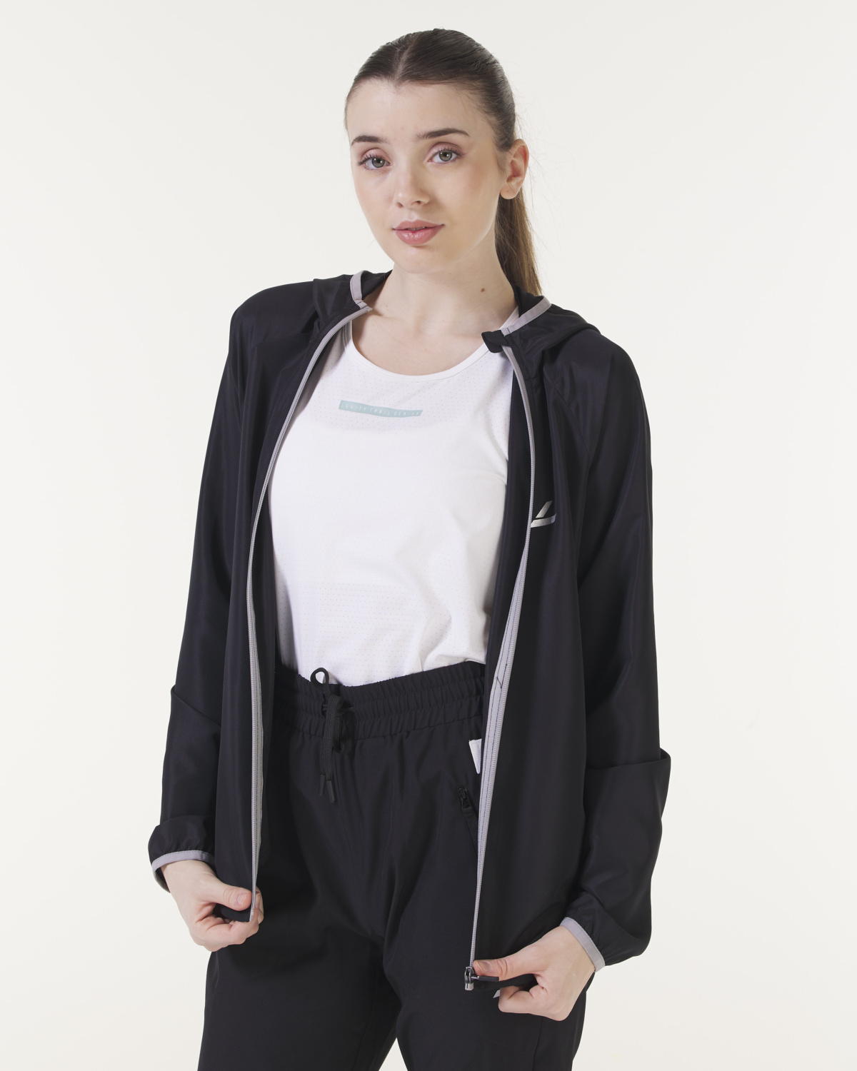 LEVITY Trail Packable Lightweight Jacket Black