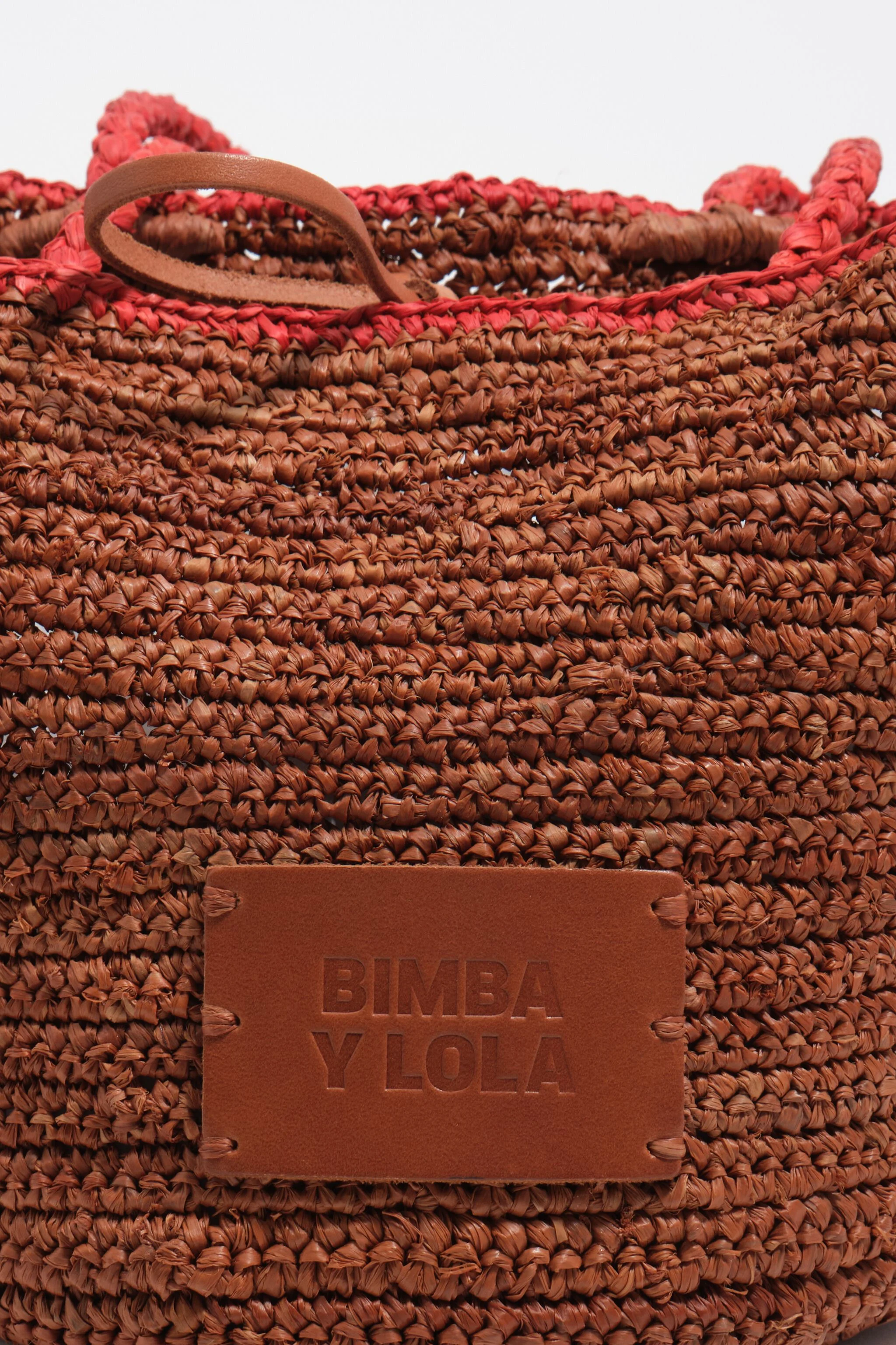 Pequena bolsa de vime de carvalho