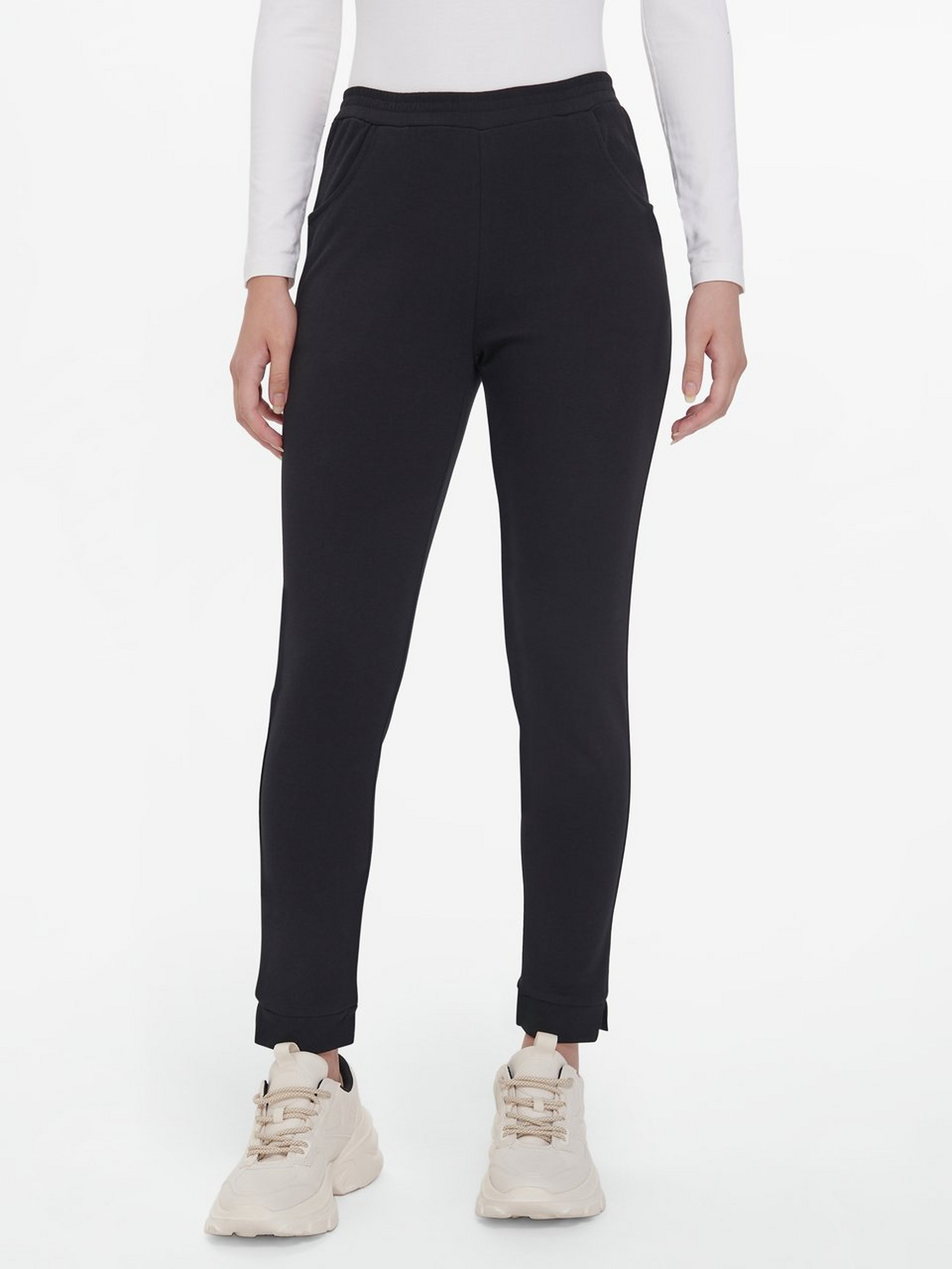 Knöchellange Freizeit-Hose
