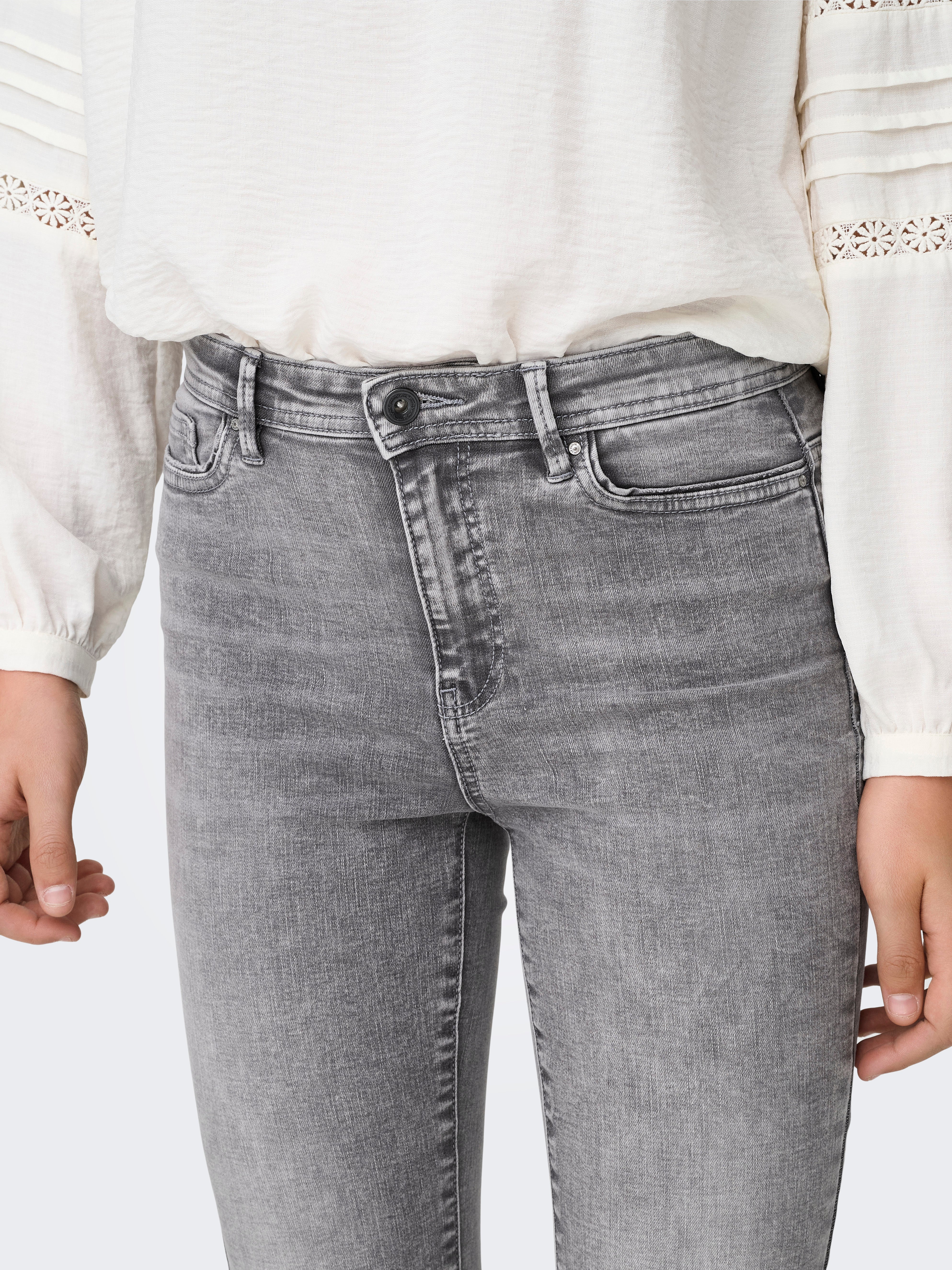 ONLWAUW Hohe Taille Ausgestellt Jeans Medium Grey Denim