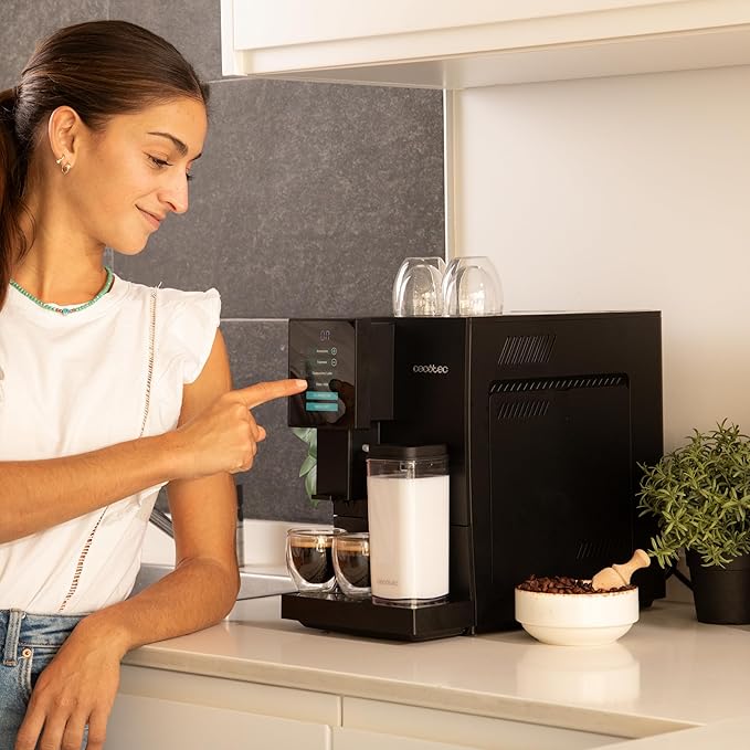 Machines à café super automatiques Cecotec Cremma et Compactccino