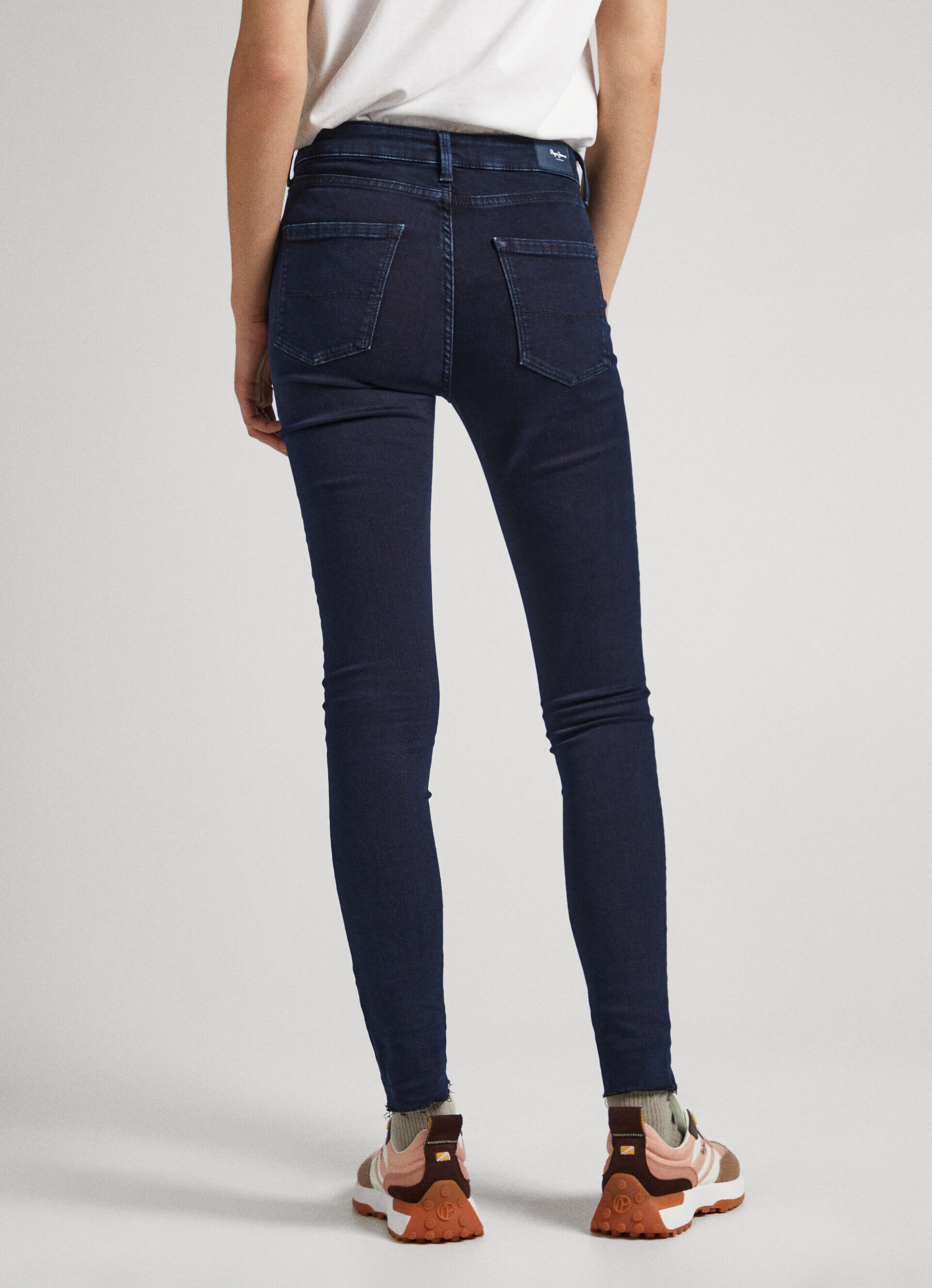 Calça jeans skinny de cintura alta estilo regent fit - jeans