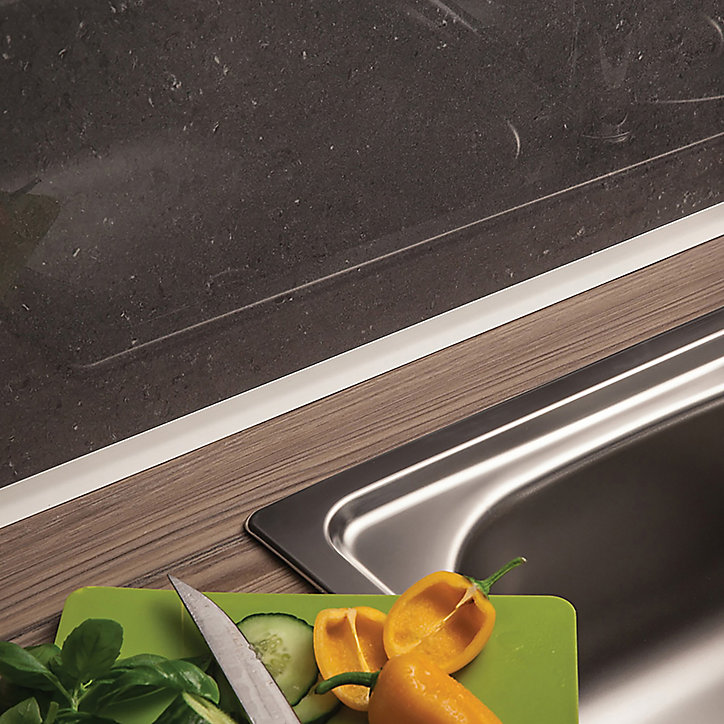 Corniche pvc blanc 10 x 10 mm L.2,4 m