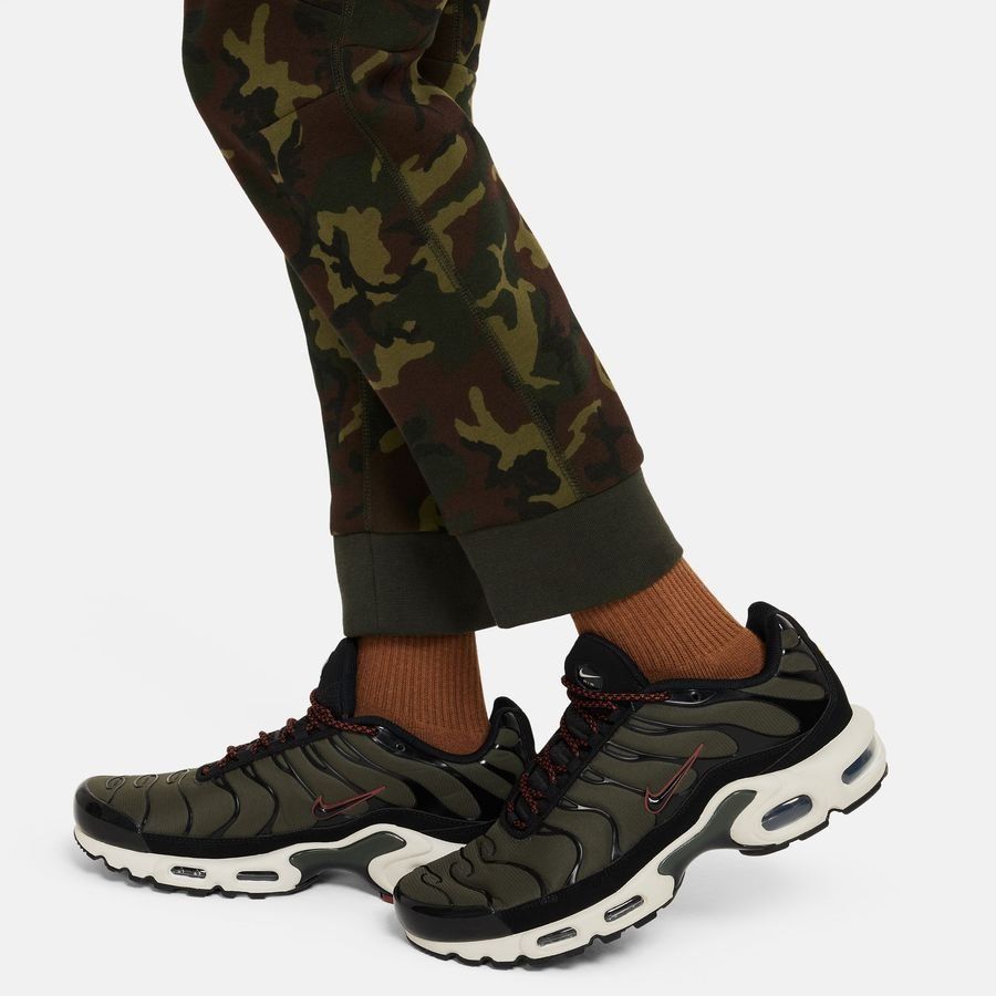 Nike Bas de Survêtement NSW Tech Fleece 24 Camo - Vert/Noir Enfant