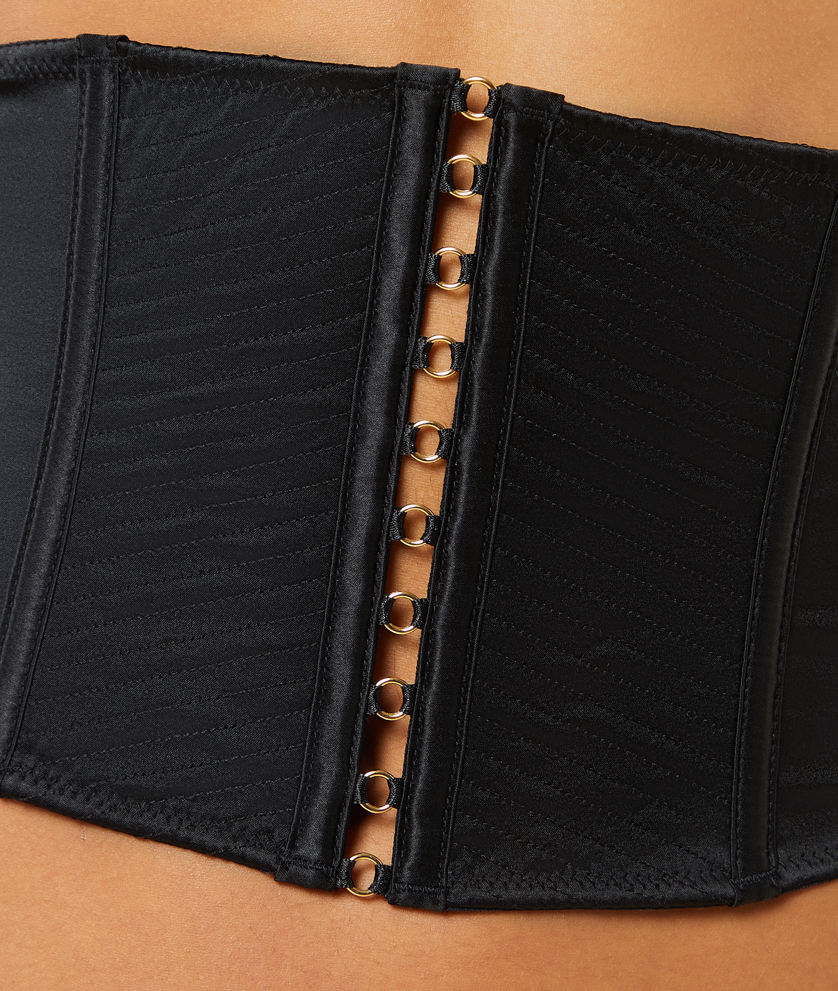 Serre-taille en soie