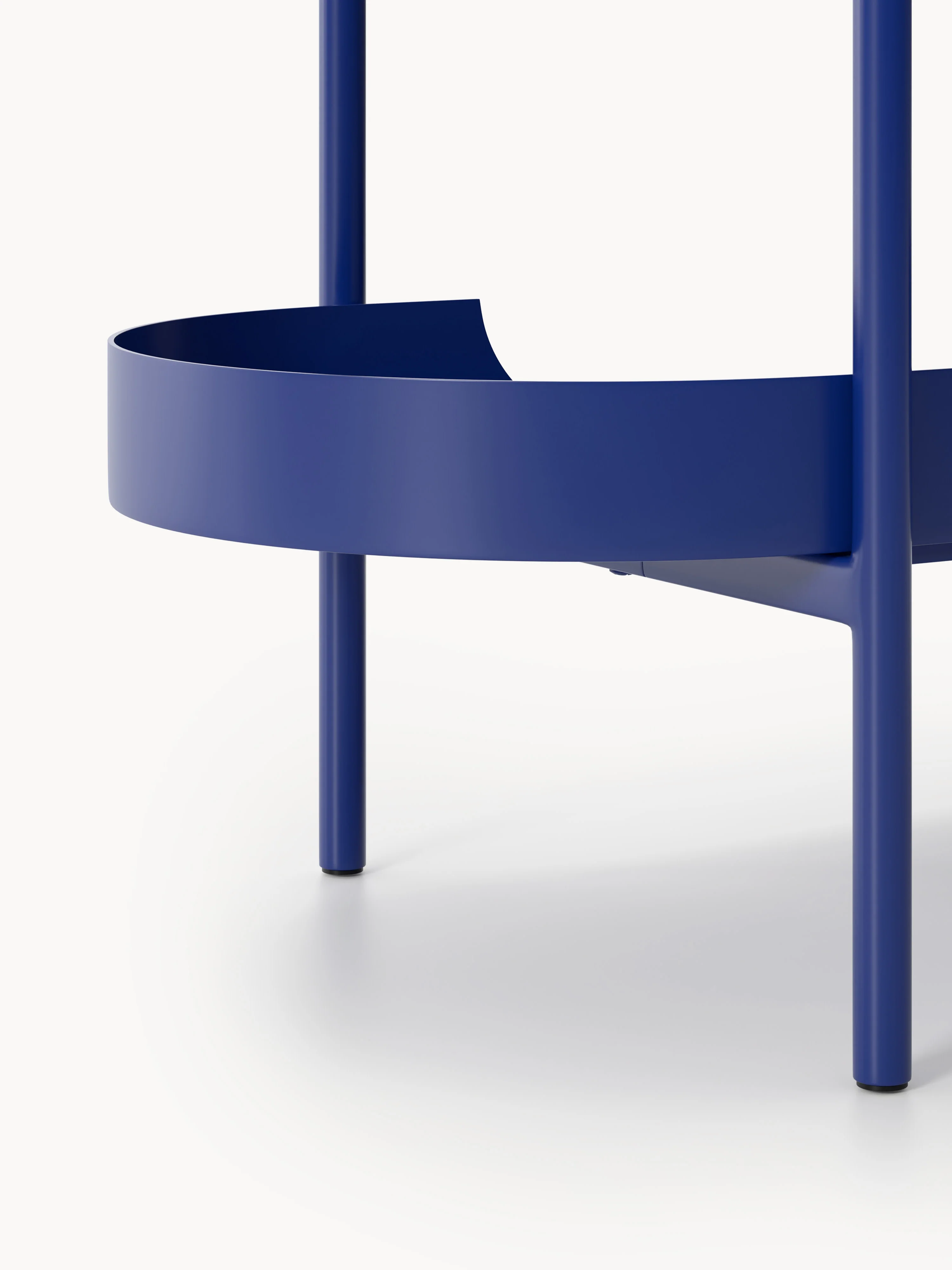 Hoog metalen wandrek Taru