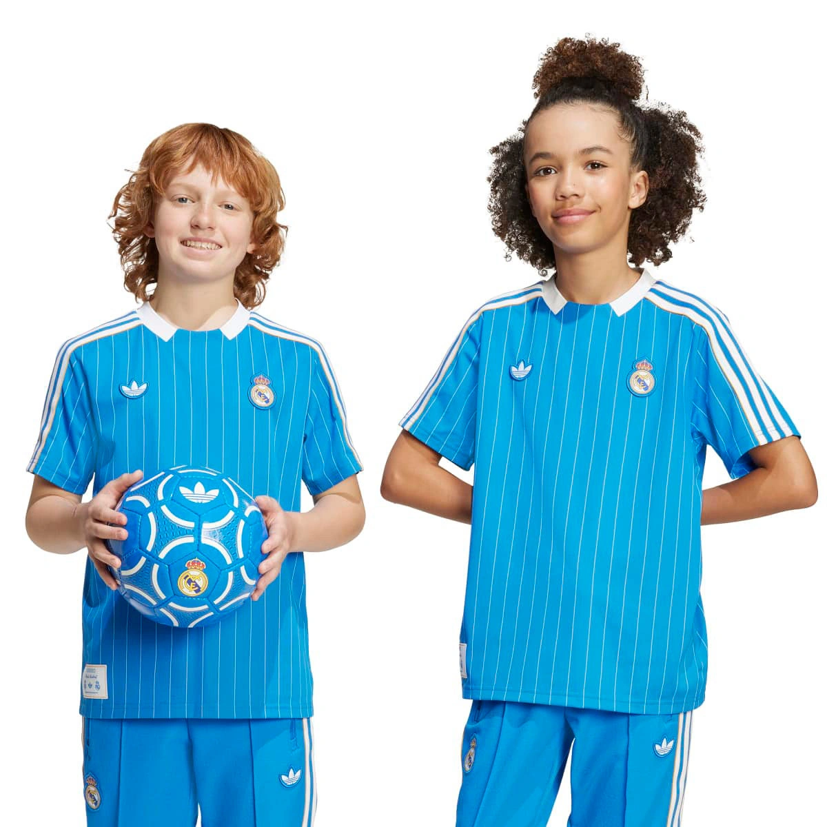 T-Shirt adidas Real Madrid Fanswear Icons Fanswear 2025-2026 Criança