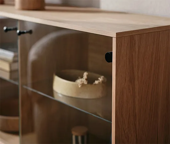 Vitrinenschrank