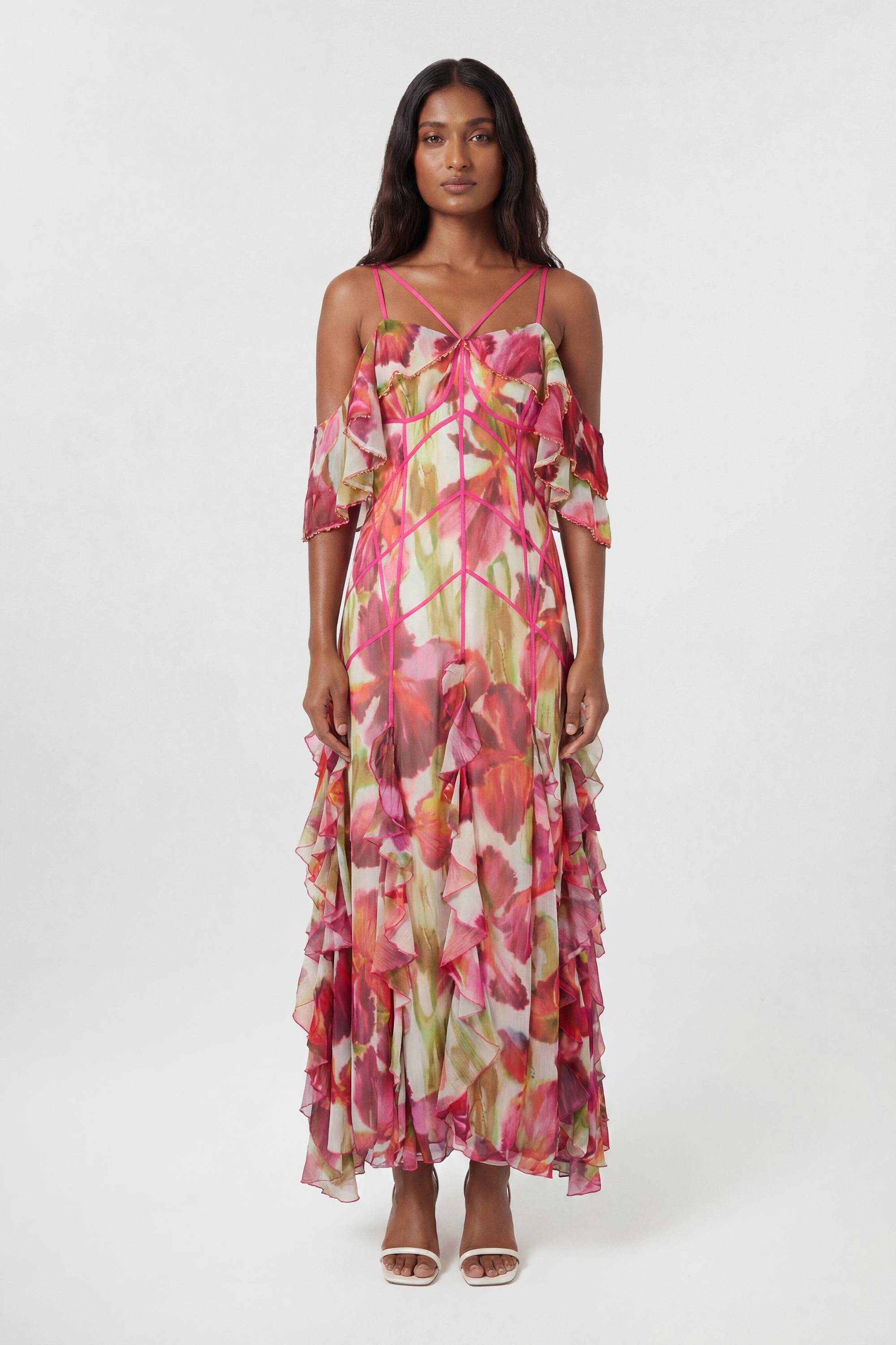 KarenMillen Robe Maxi À Épaules Dénudées Ornée De Perles Avec Imprimé Floral Froissé Petite