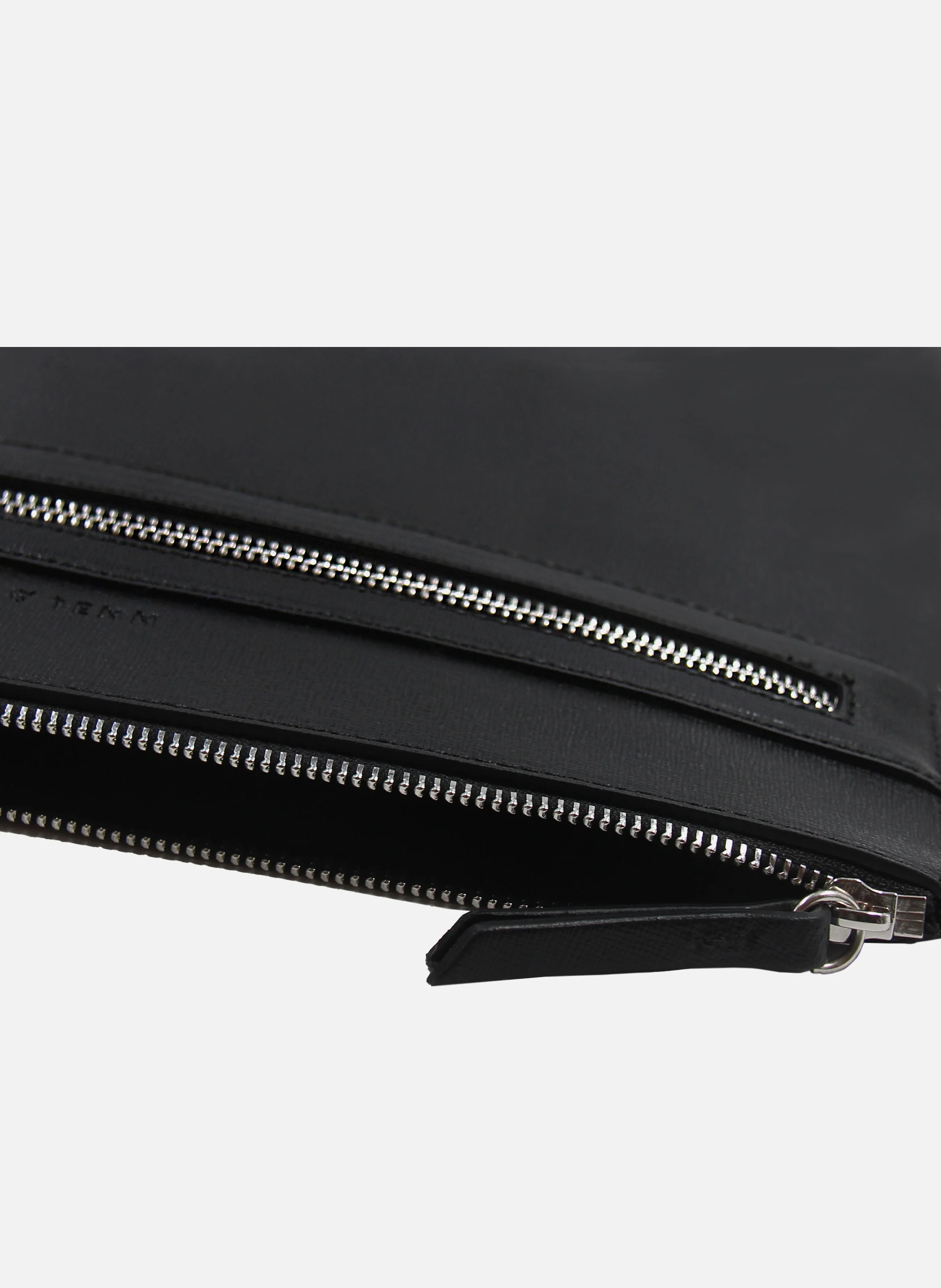 Pochette ordinateur cuir gravé | Noir