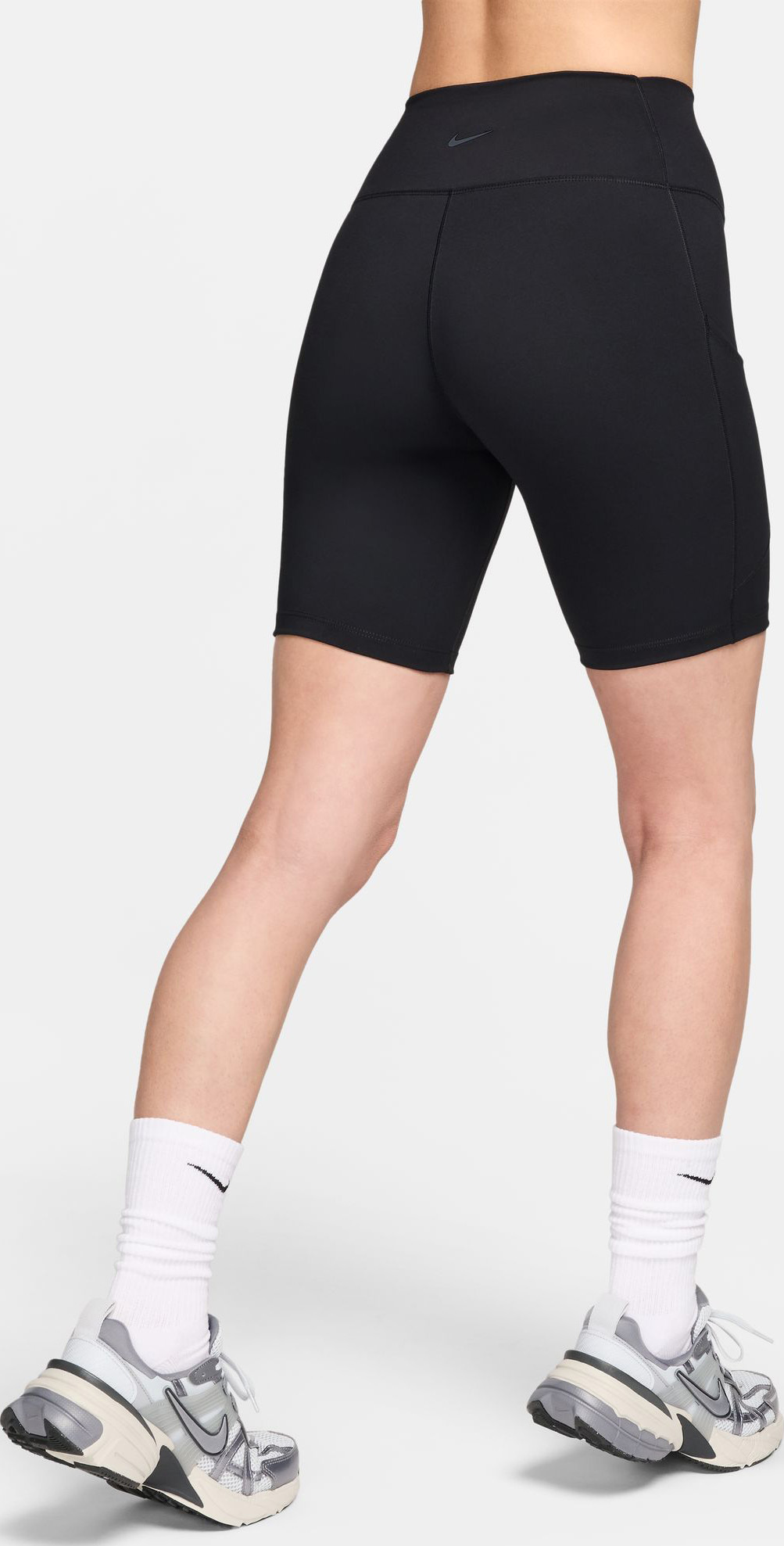 One High-Waisted 8