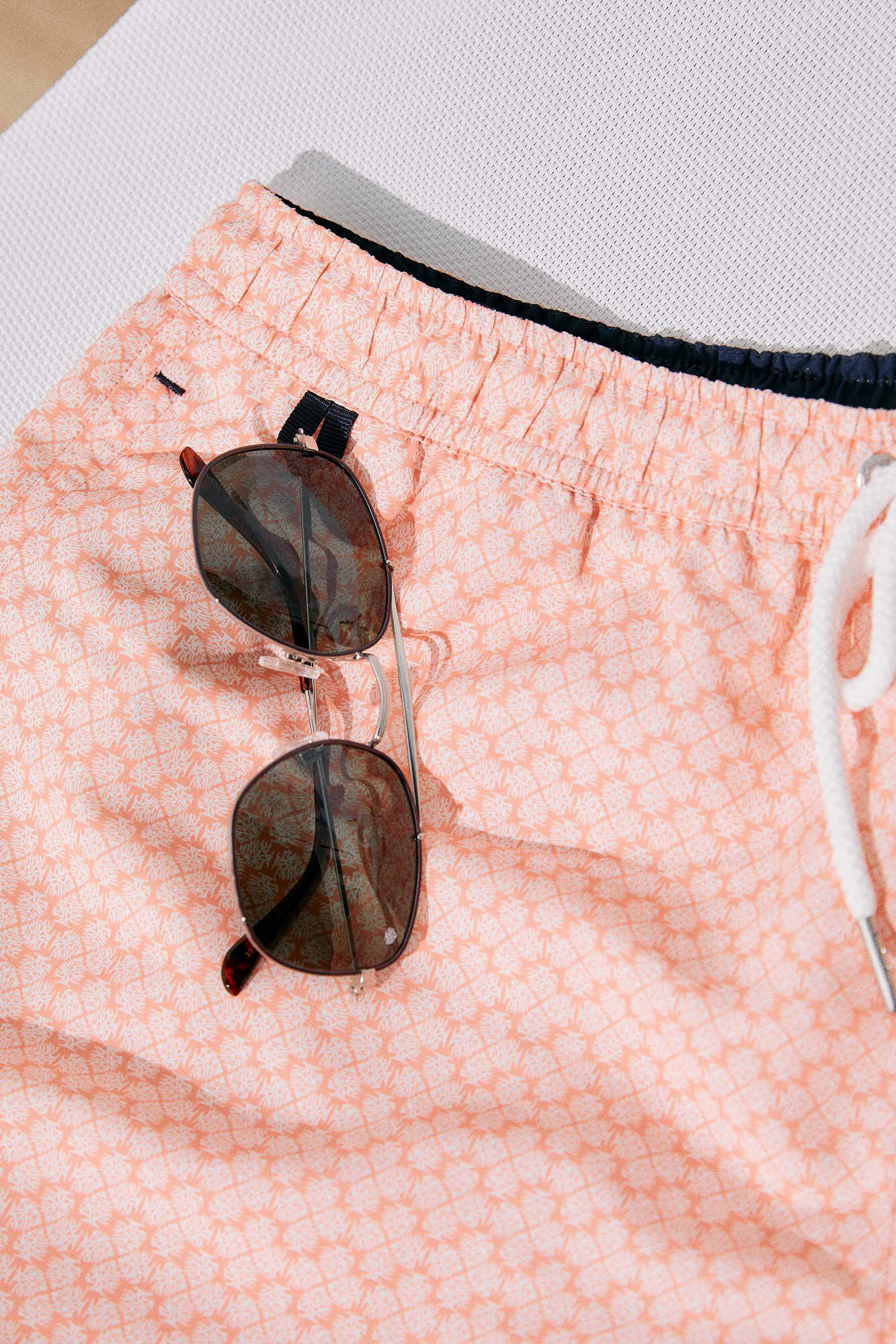 Maiô estampado com bolso pequeno com zíper - estampa laranja