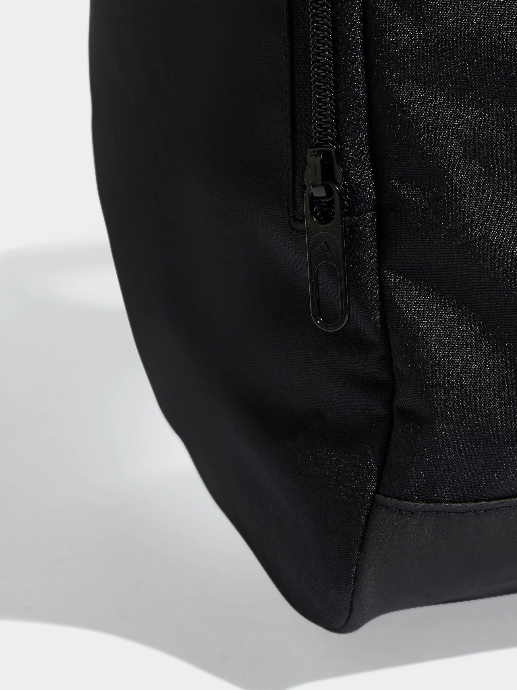 Zwart - adidas Linear Medium Duffel Bag