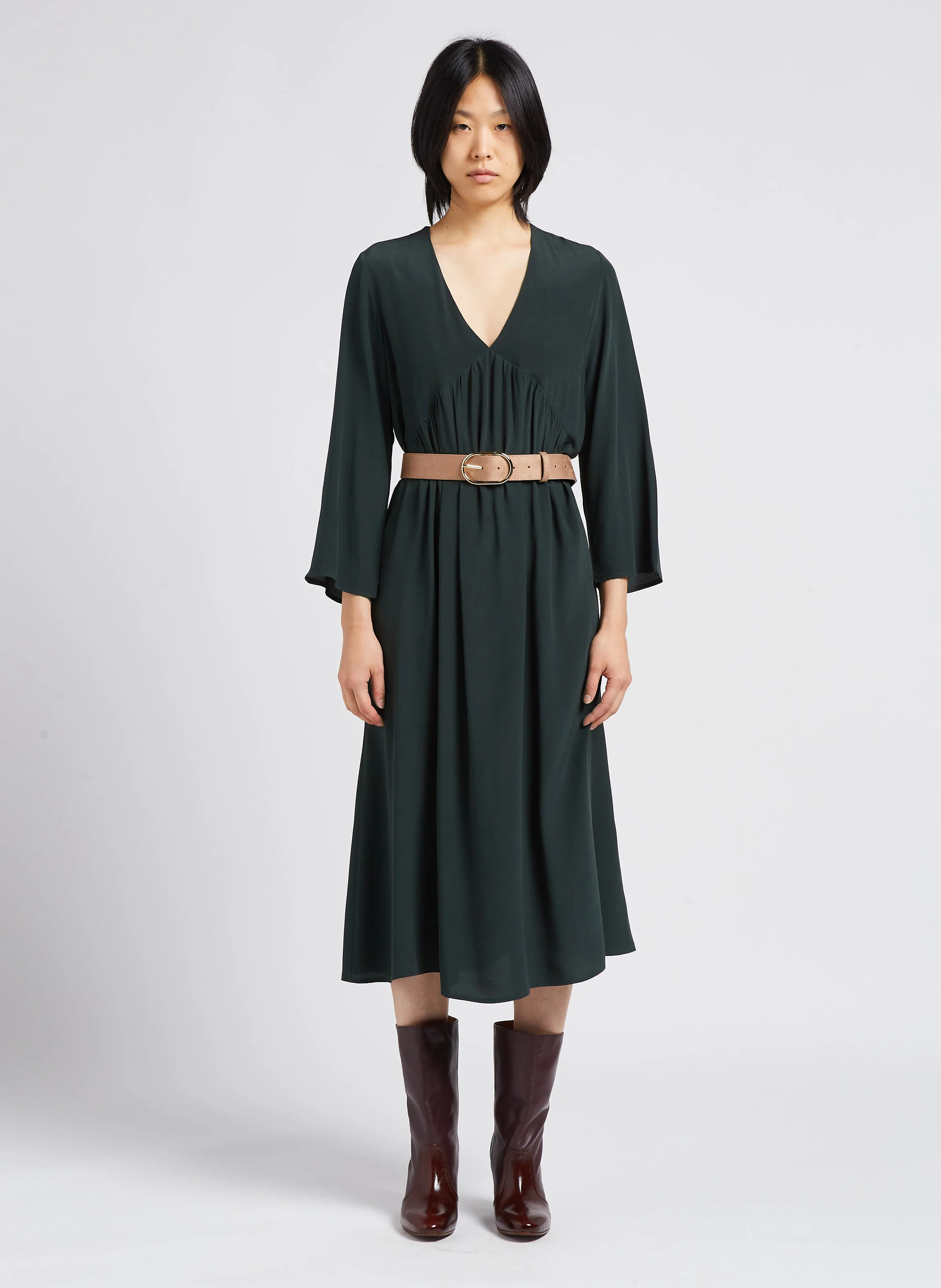 LAVINIA - Robe midi col V fluide| Vert