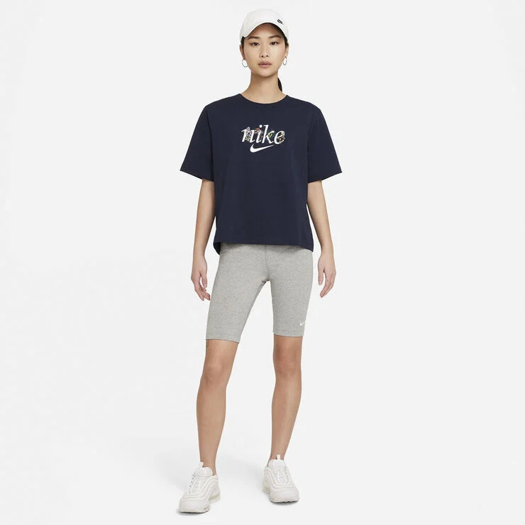 Nike Sportswear T Shirt Sort