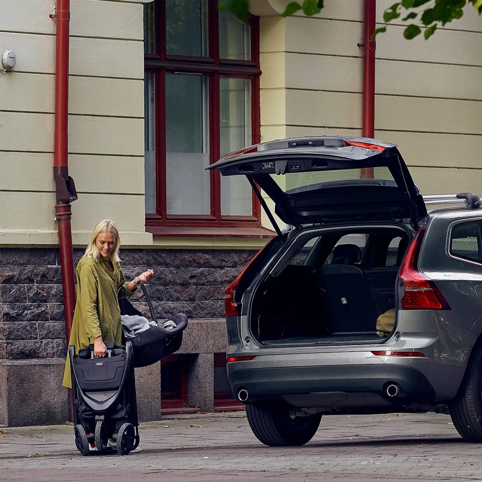 Thule Poussette Spring - Noir  Gris Mélange