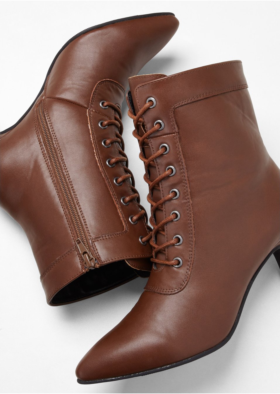 Bottines à lacets