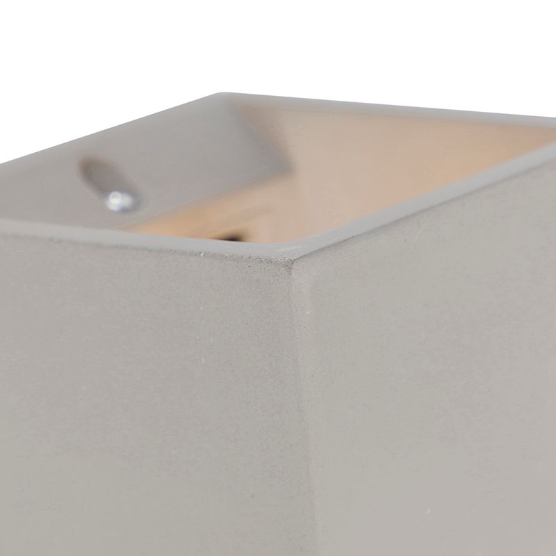 Industri�le wandlamp beton met lichteffect - Box