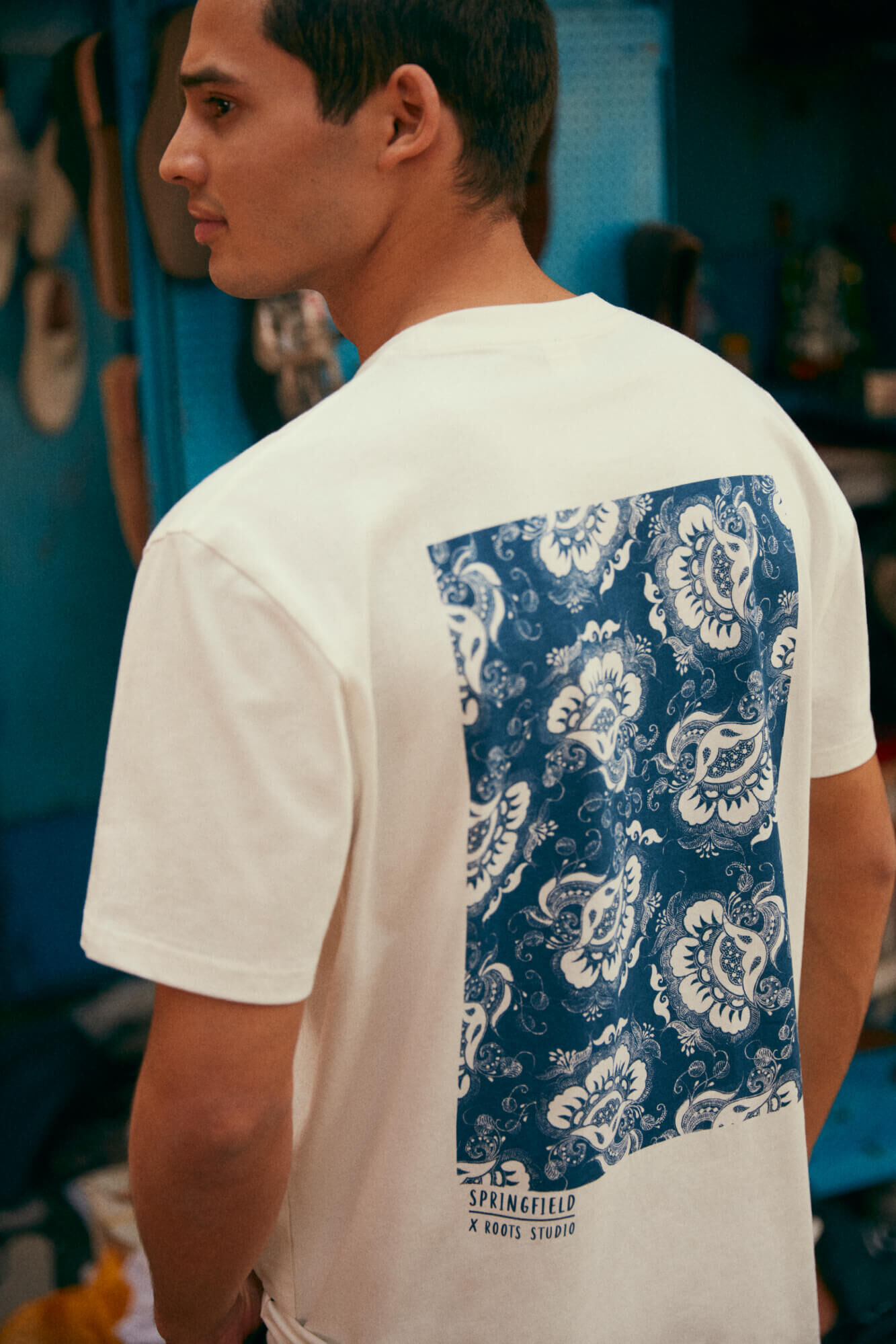 Camiseta Roots Indian Floral - Marfim