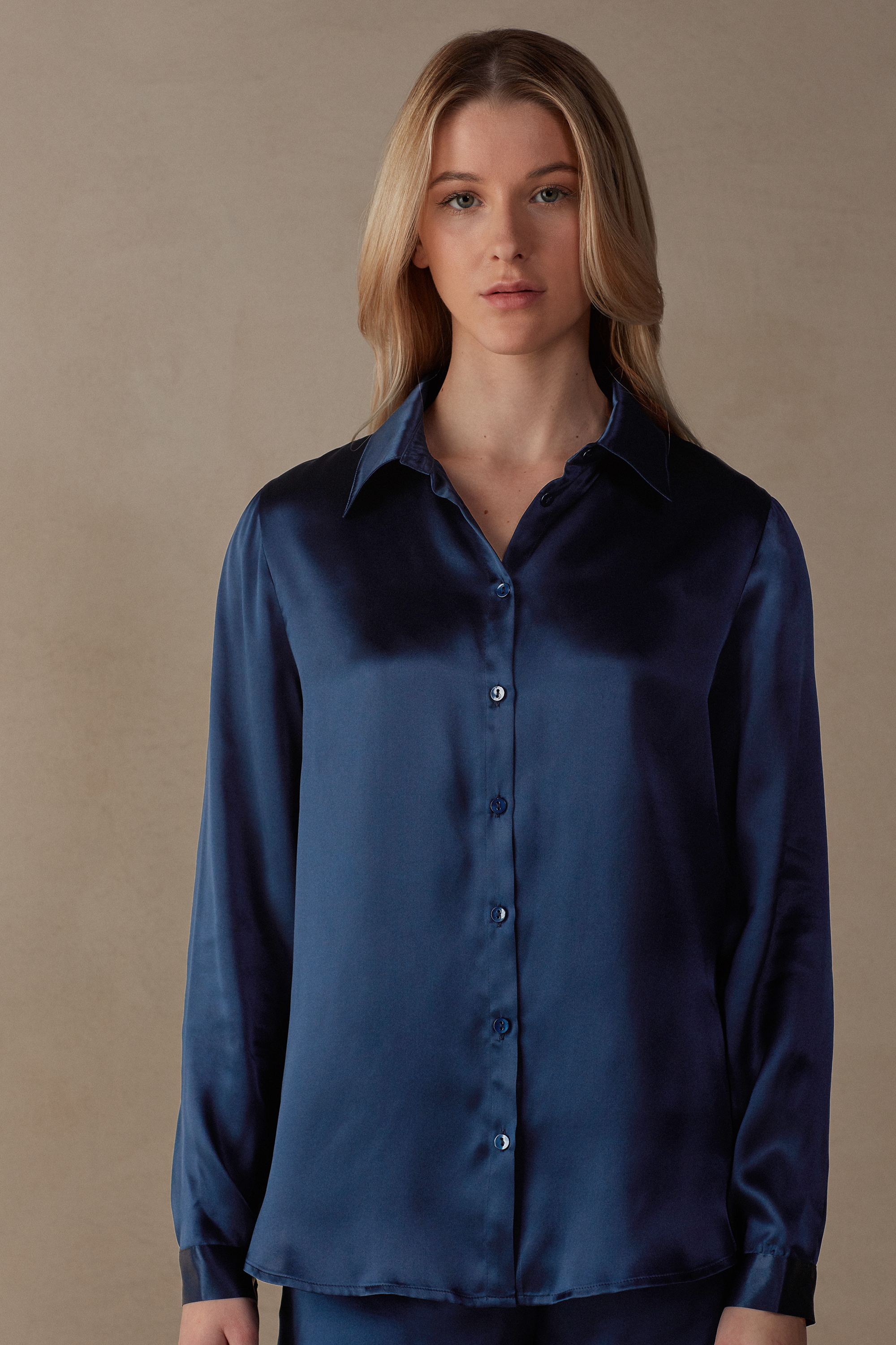 Camisa de seda de manga comprida
