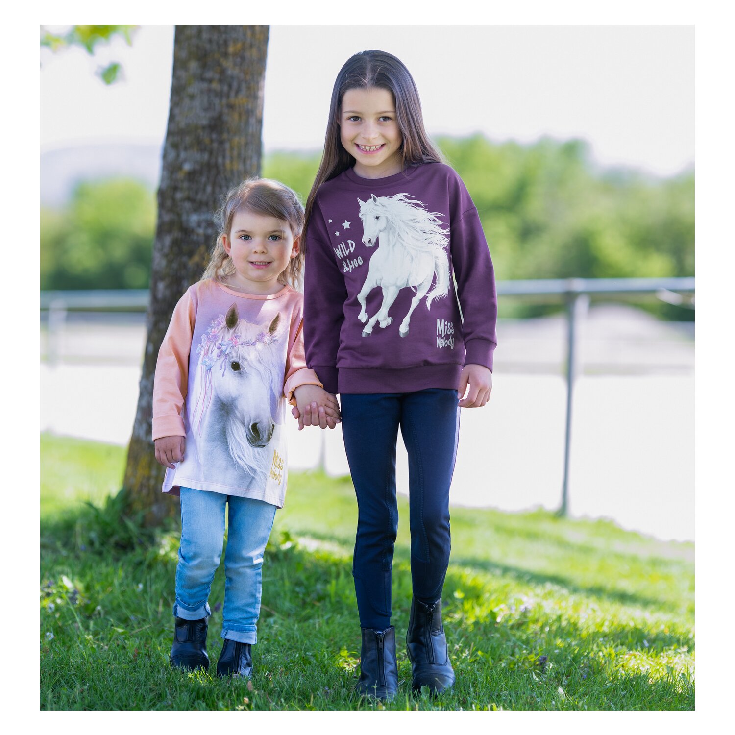 Miss Melody Sweatshirt  - grape