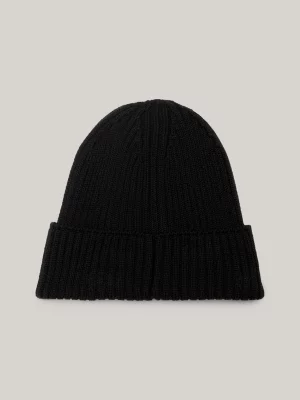 Gorro de malha canelada com estampa de bandeira