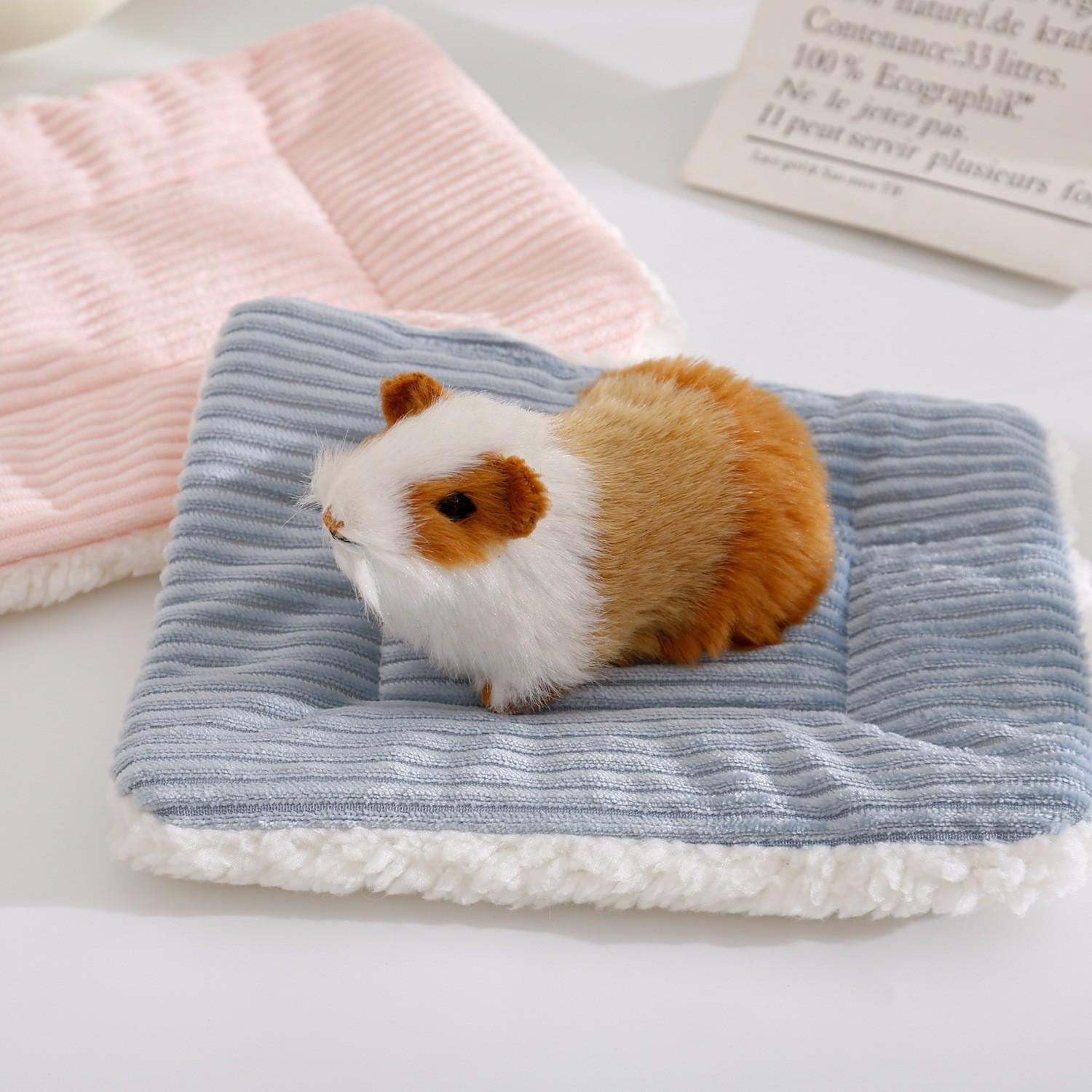 (31x22cm) Mini Haustier Bett Kuscheliges Nager Sofa Plüsch Kissen für Meerschweinchen / Hamster / Kitten - Blau / Weiss
