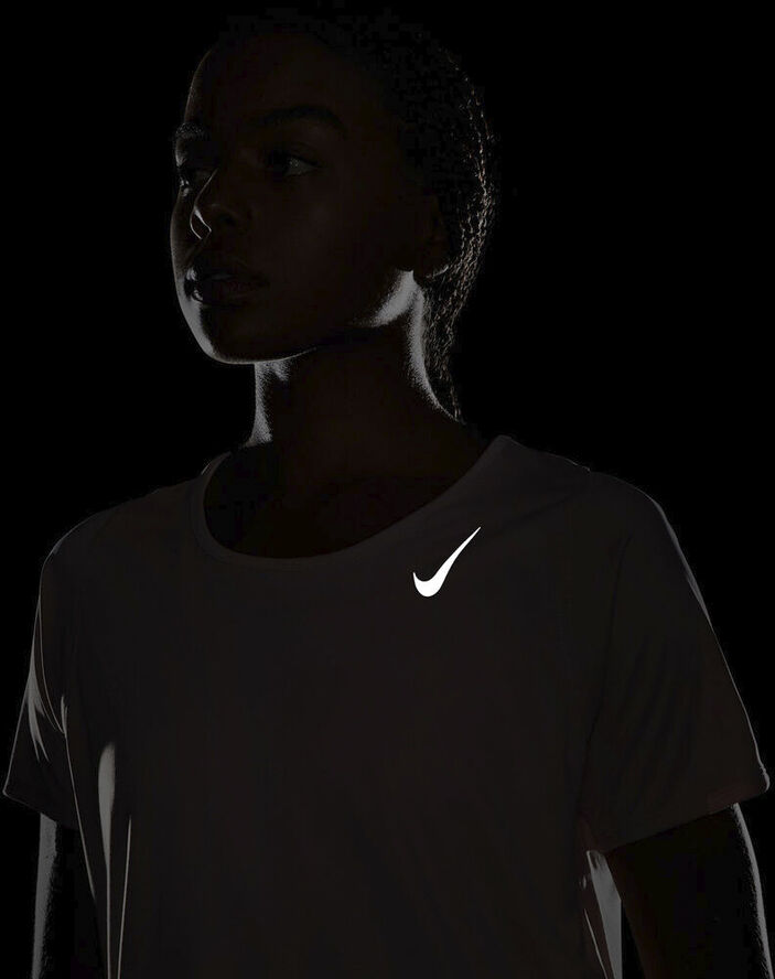 Nike Dri Fit Race Lobe T Shirt Pink