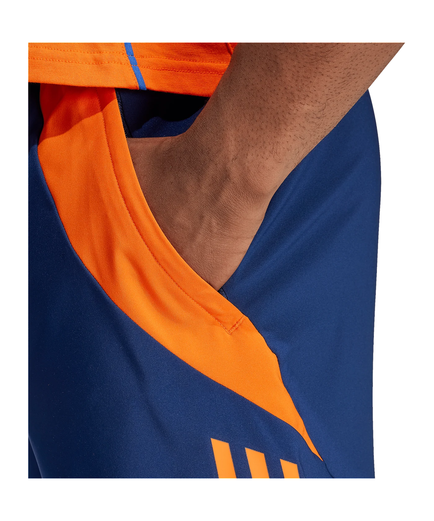adidas Juventus Turin Downtime Short Blau