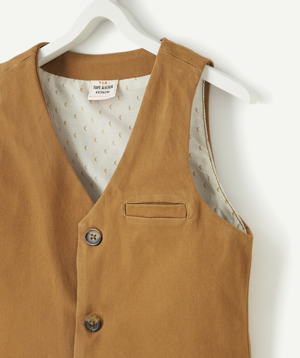 VESTE SANS MANCHE GARÇON CAMEL AVEC BOUTONS