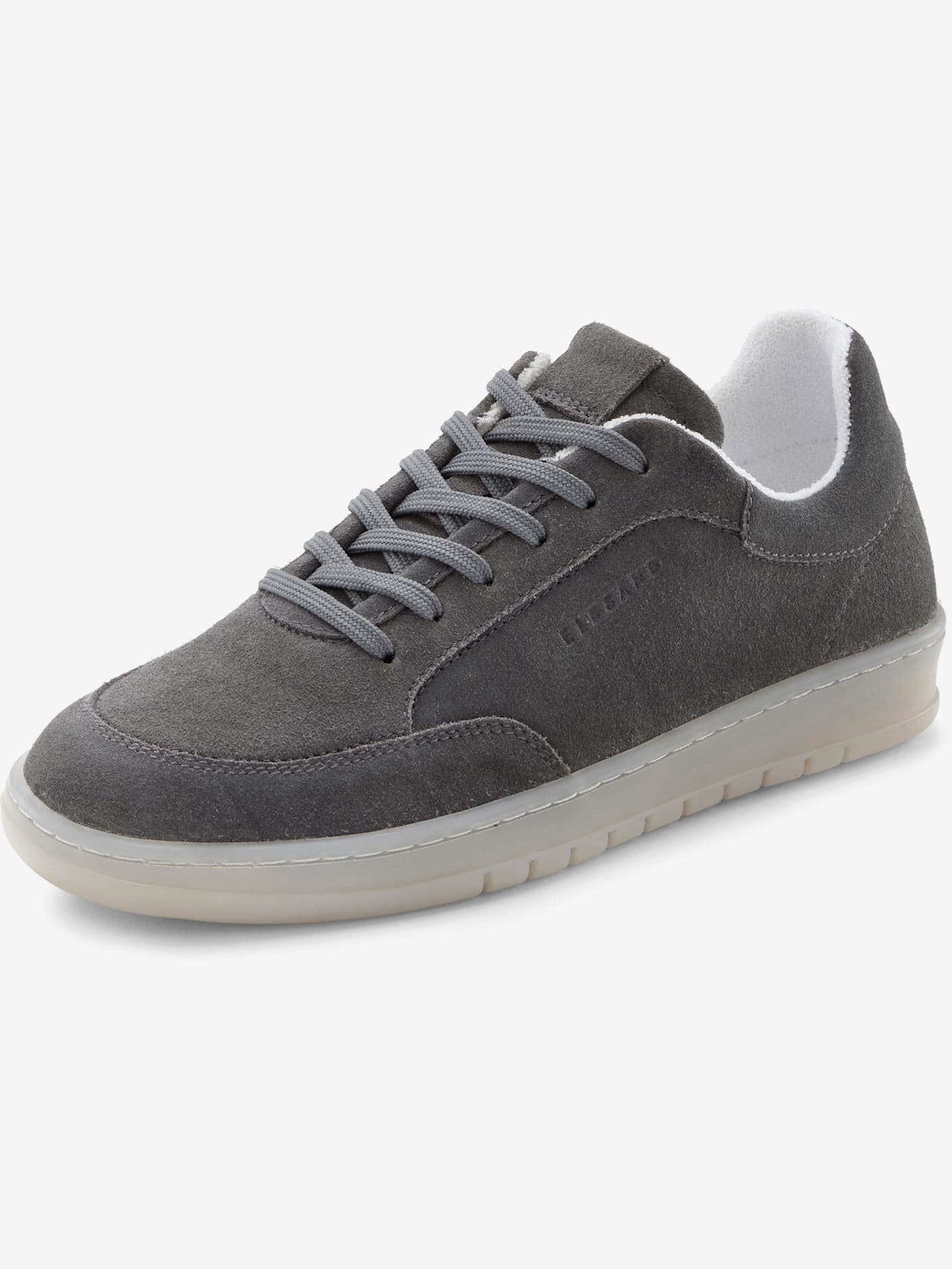 Baskets sneakers tendance et confortables en cuir doux de qualité