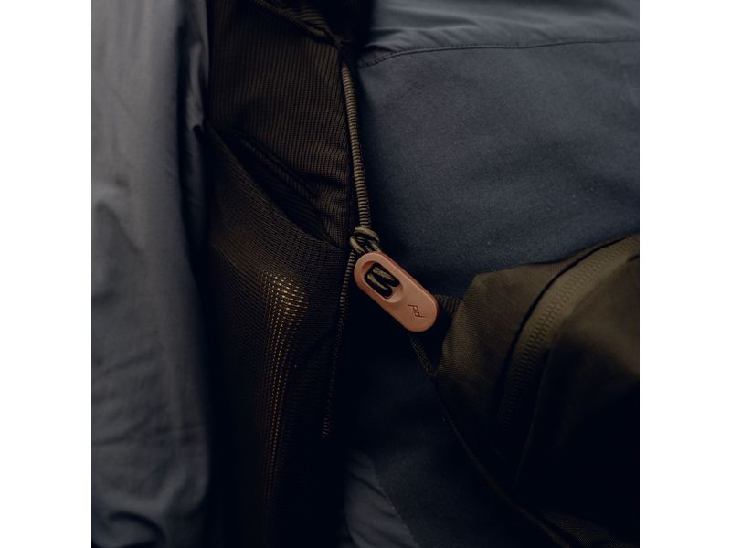 Peak Design Fotorucksack Outdoor Sling 2L – Schwarz Ultraleichte, quer über den Körper getragene Tasche