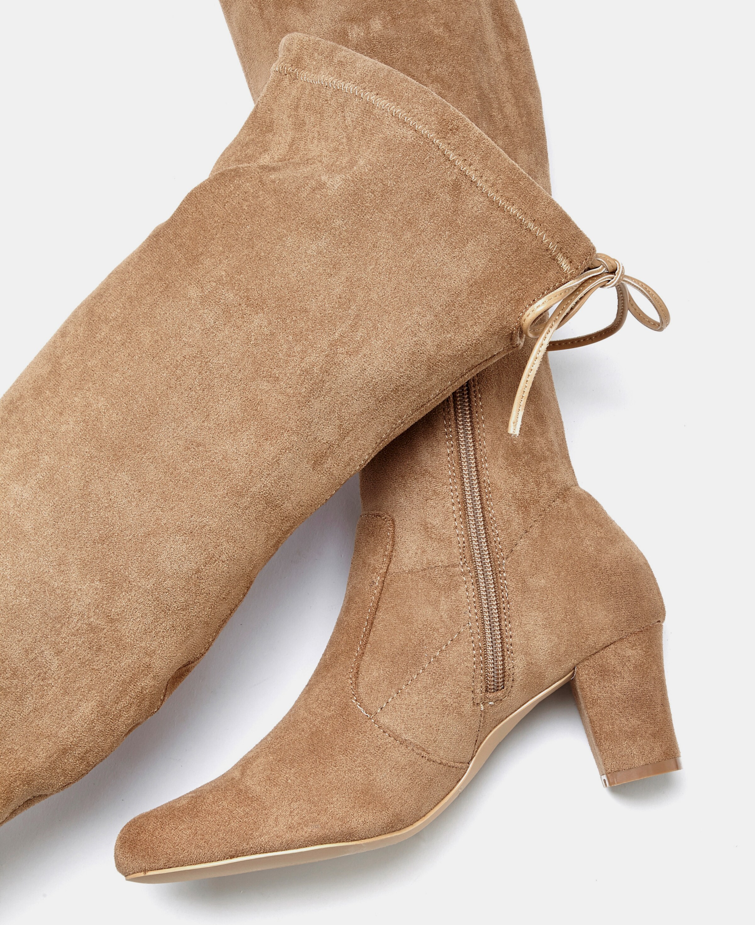 Overkneestiefel