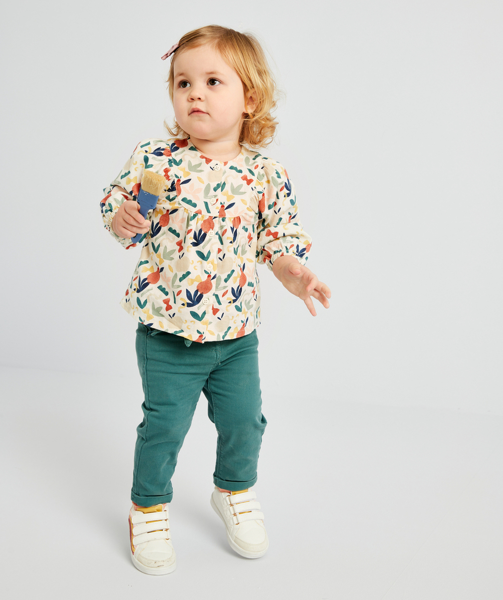PANTALON CHINO BÉBÉ FILLE VERT AVEC CEINTURE