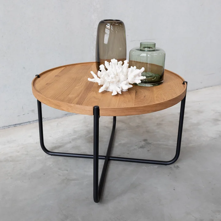 Studio Zondag - Licht Coffee Table Ø 60 cm, walnuss / schwarz