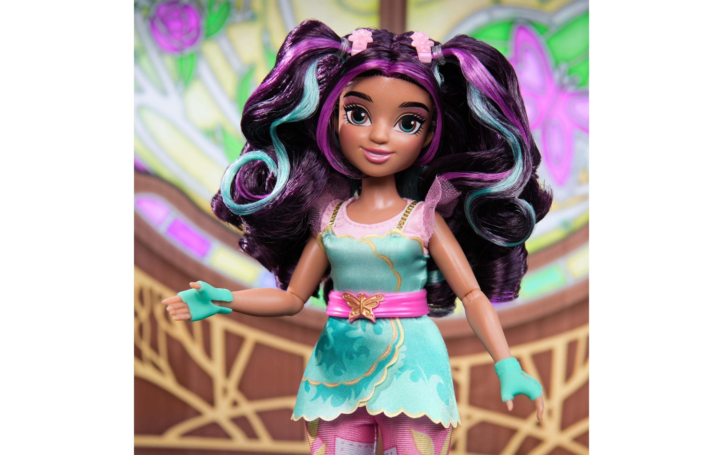 Unicorn Academy Fashion Doll AvaVollbewegliche Ankleidepuppe Ava im Originaloutfit