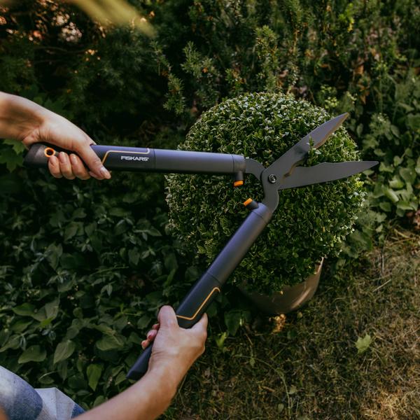 Fiskars SingleStep Heckenschere HS22