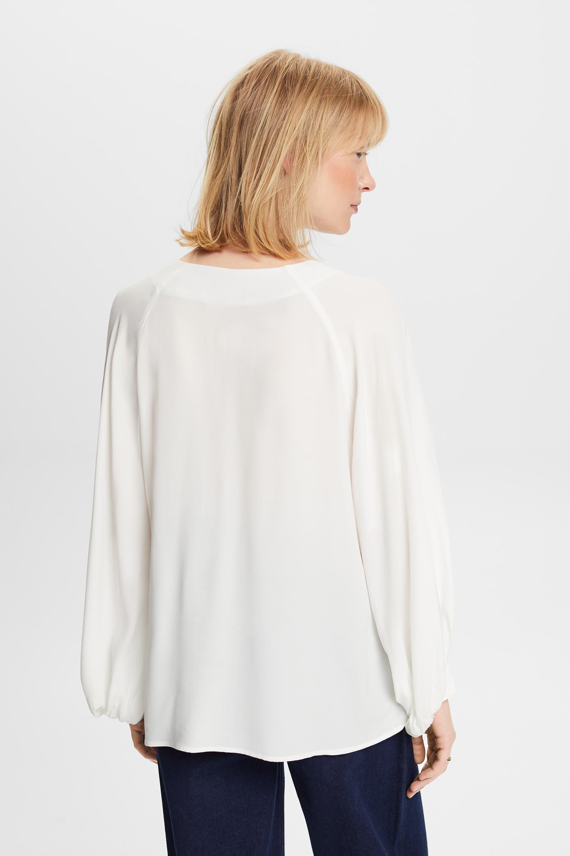 Blouses woven