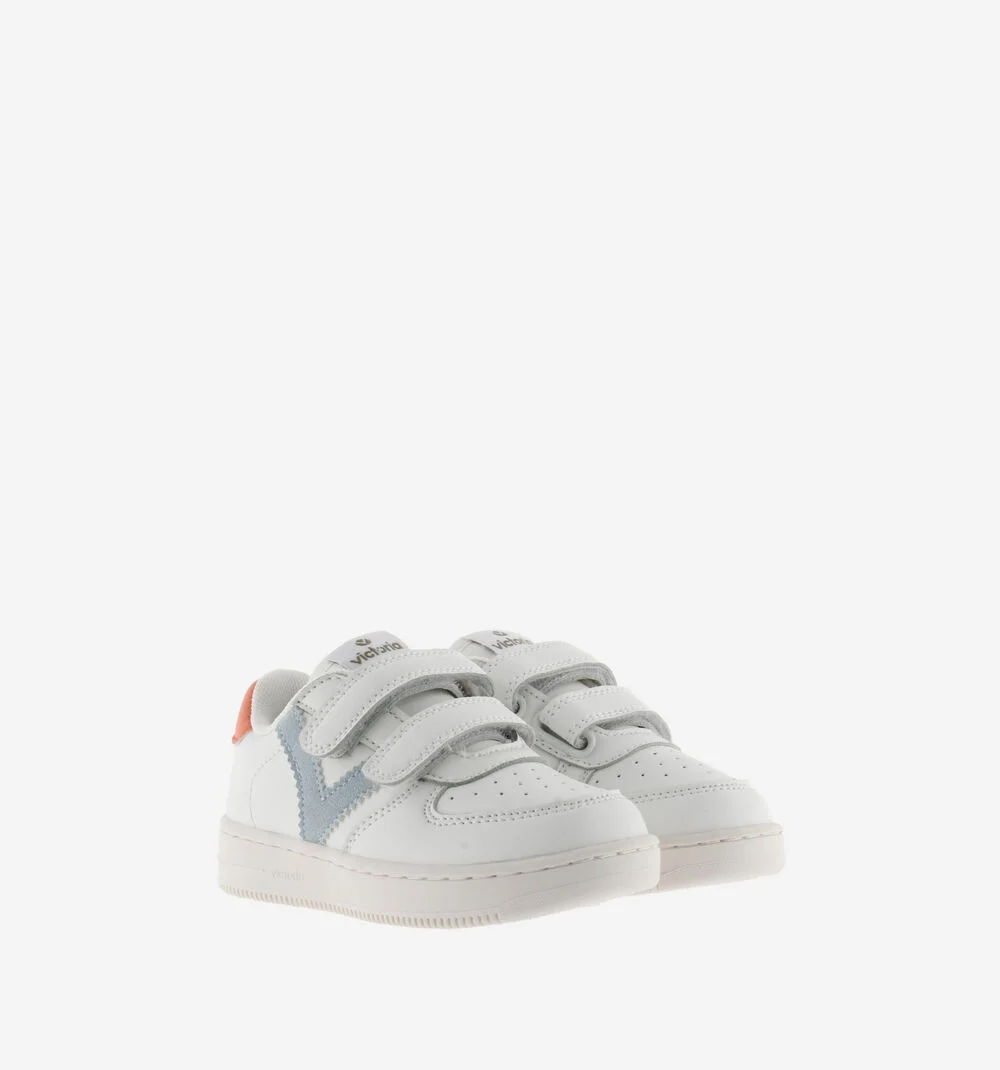 TIEMPO BASKETS CONTRASTANTES Baskets de sport pour enfant CELESTE