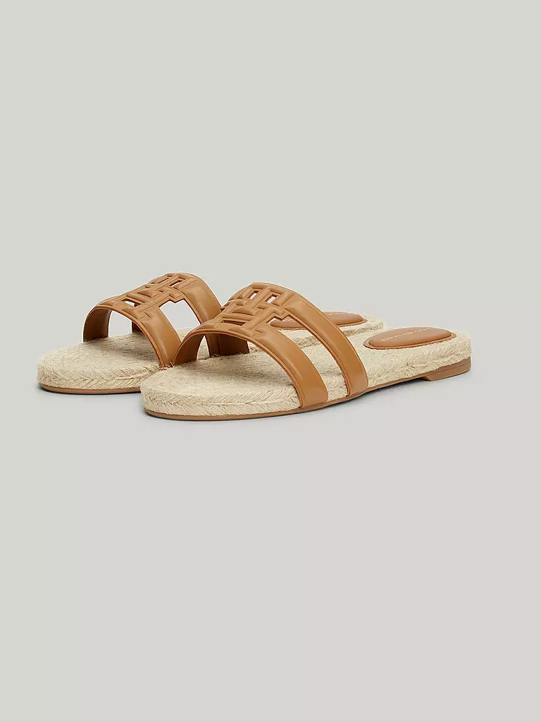 TOMMY HILFIGER Sandalen  braun