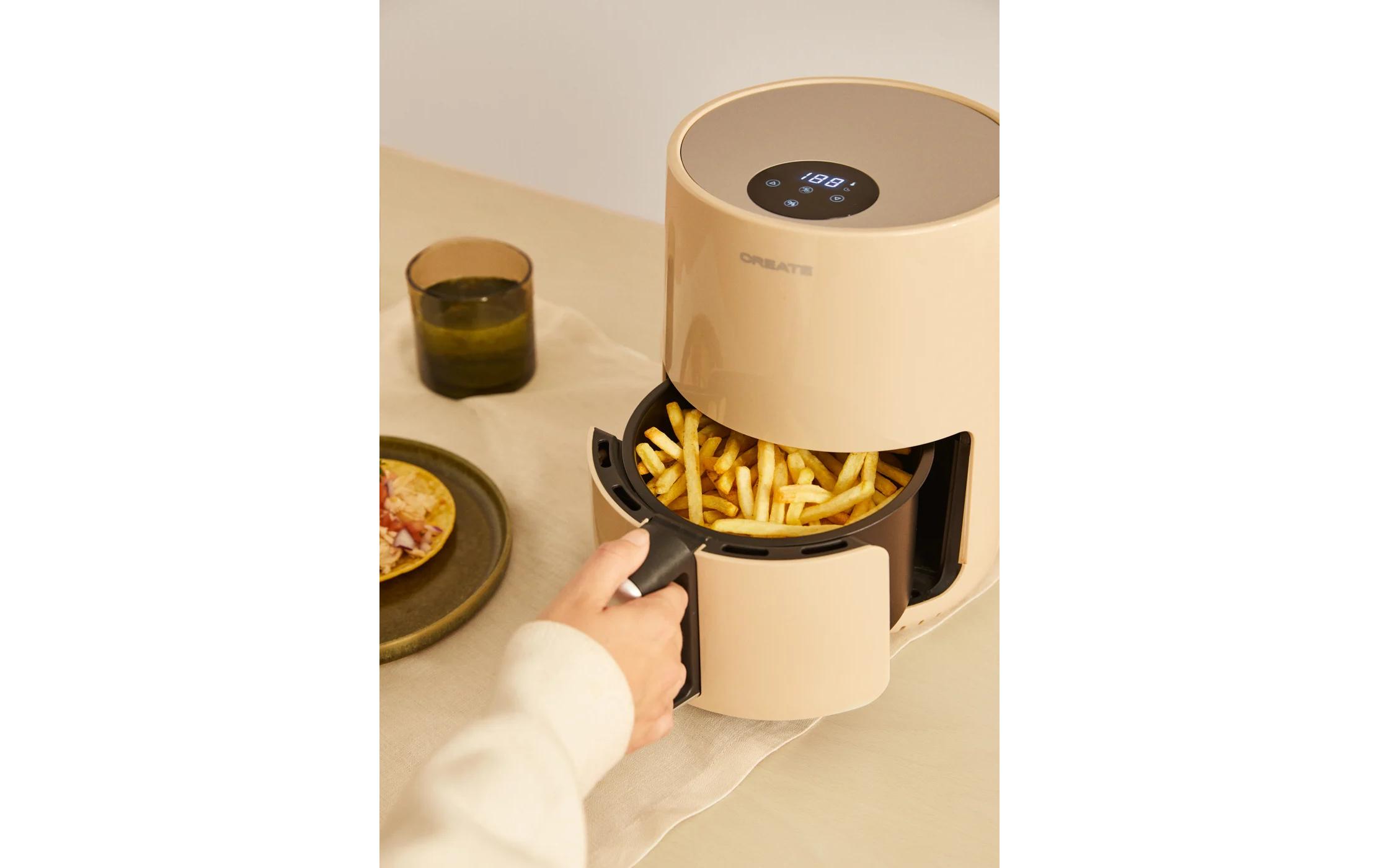 Heissluft-Fritteuse Air Fryer Sand 1.5 lKompakter Air Fryer für fettarmes Frittieren und Backen