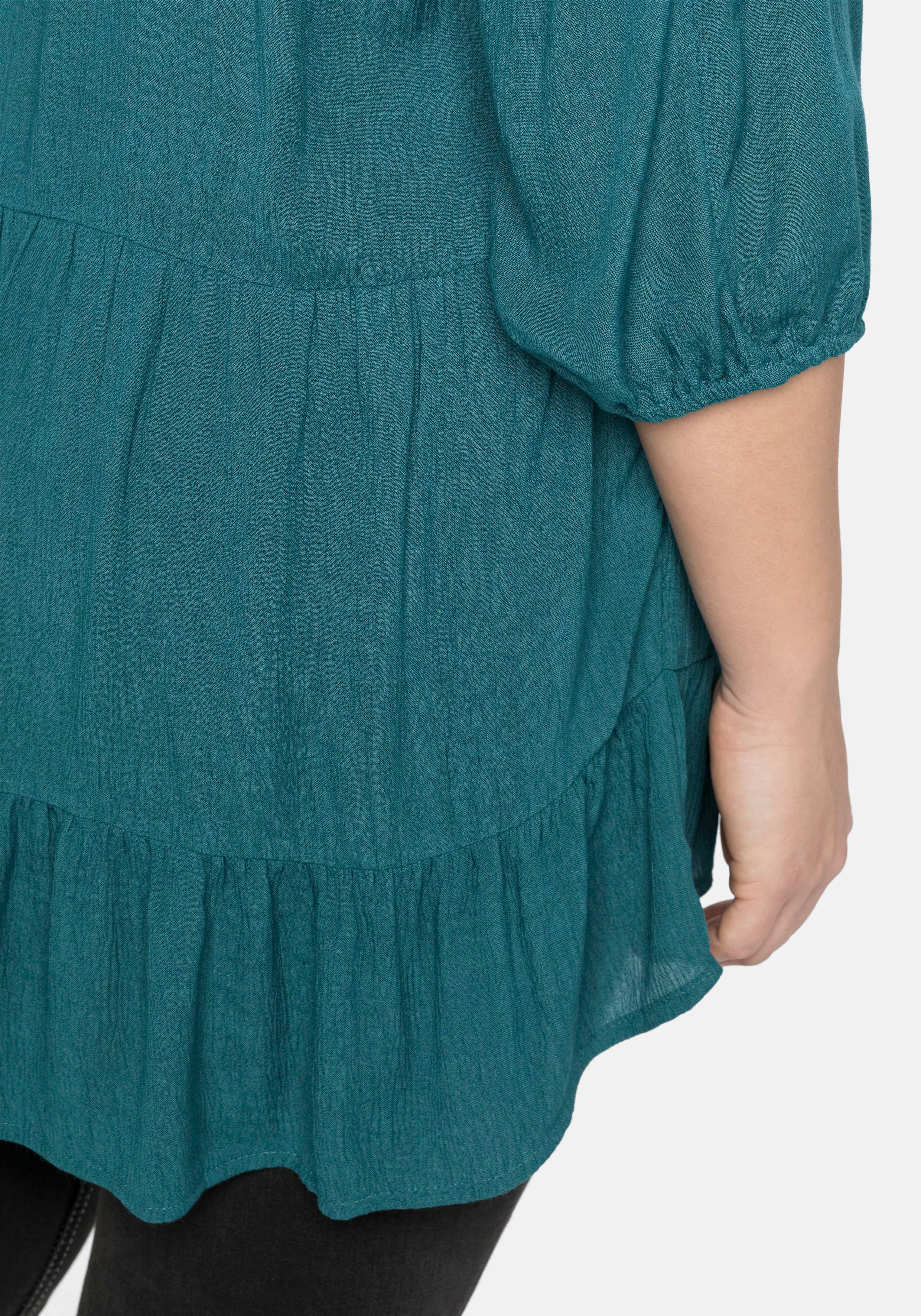 Bluse aus Crêpe, mit Volants am Saum